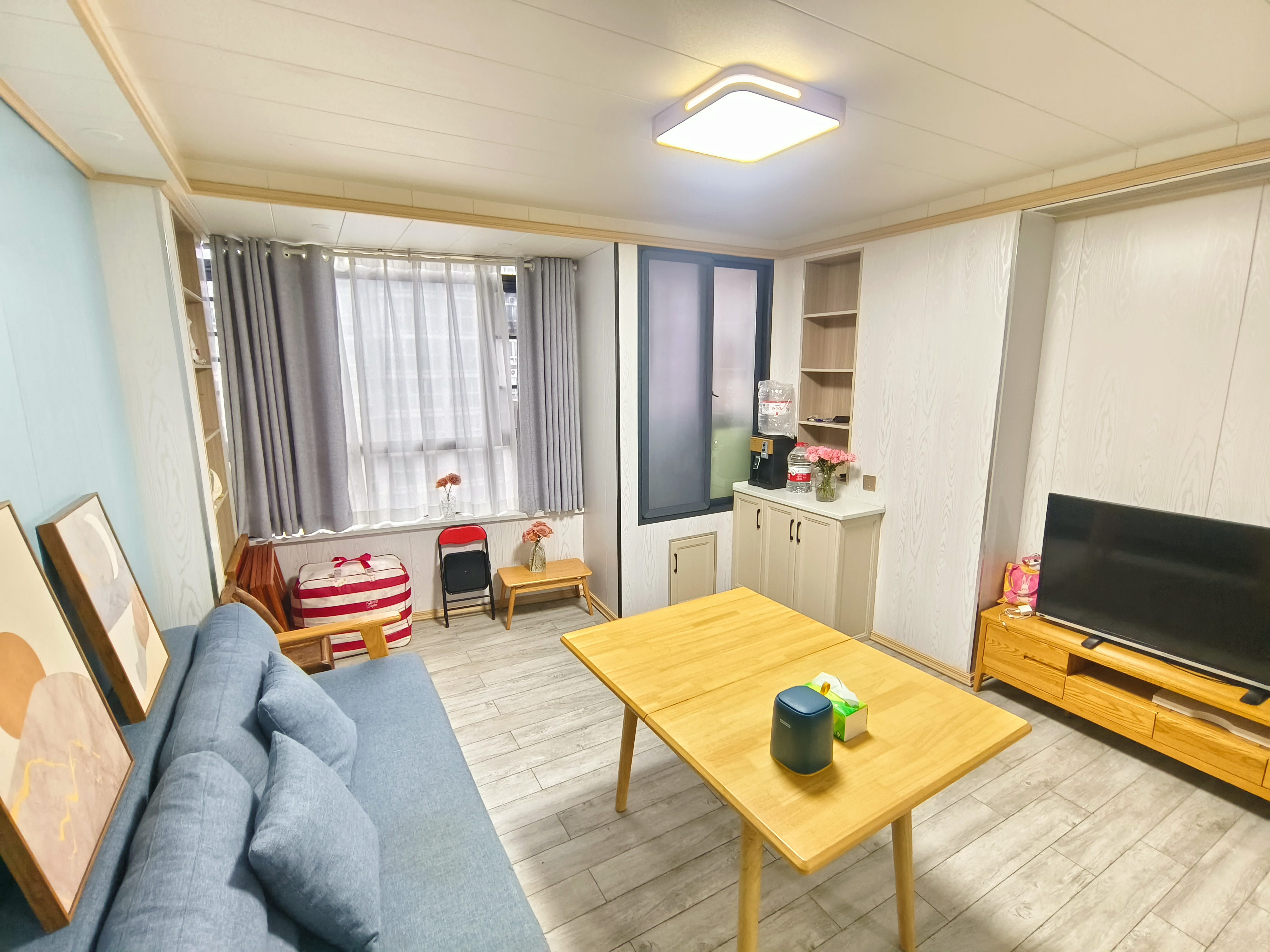 欢乐颂 2室1厅1卫 1800.0元/月 欢乐颂 2室1厅1卫 1800.0元/月室内图