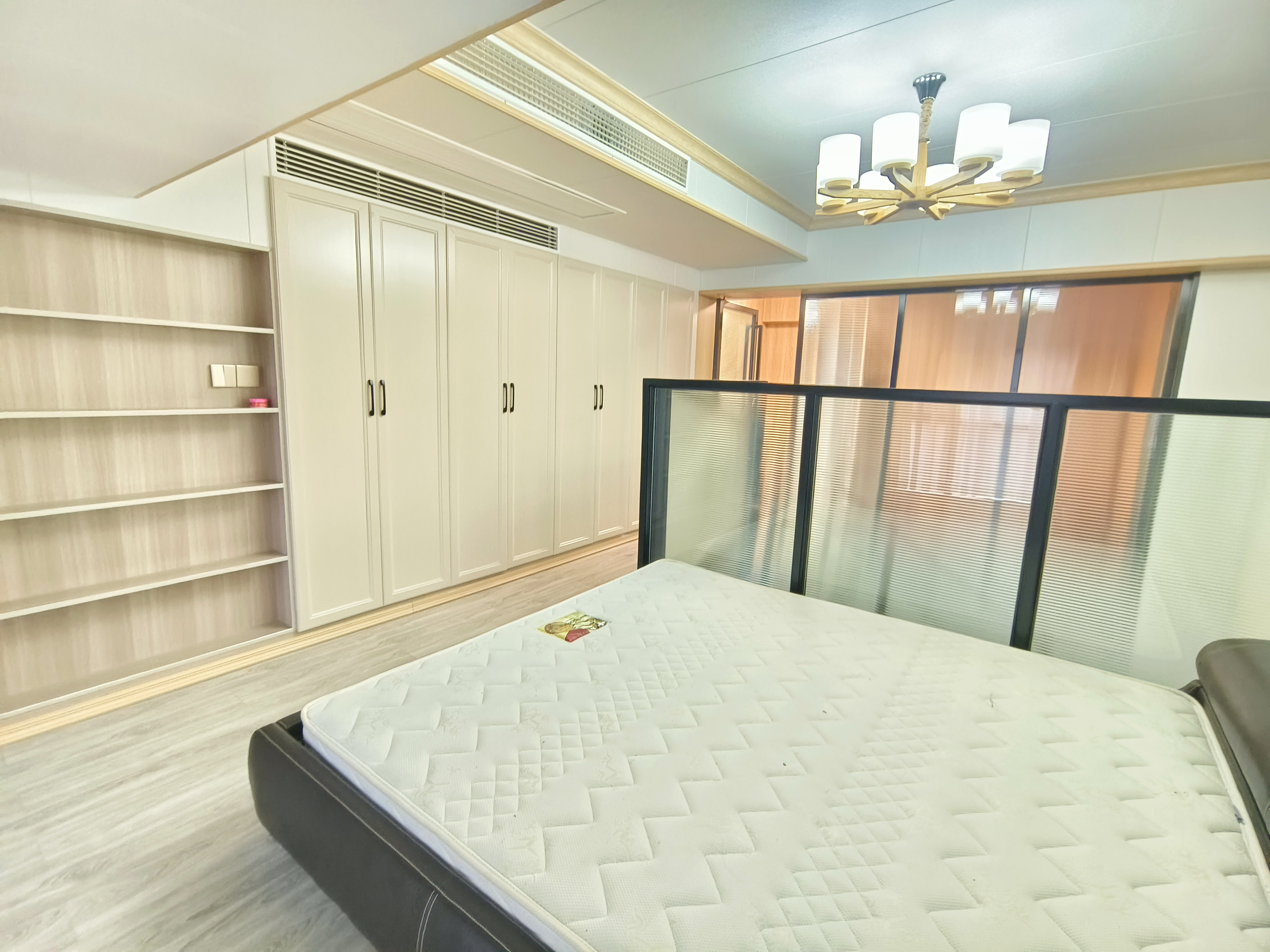 欢乐颂 2室1厅1卫 1800.0元/月 欢乐颂 2室1厅1卫 1800.0元/月室内图