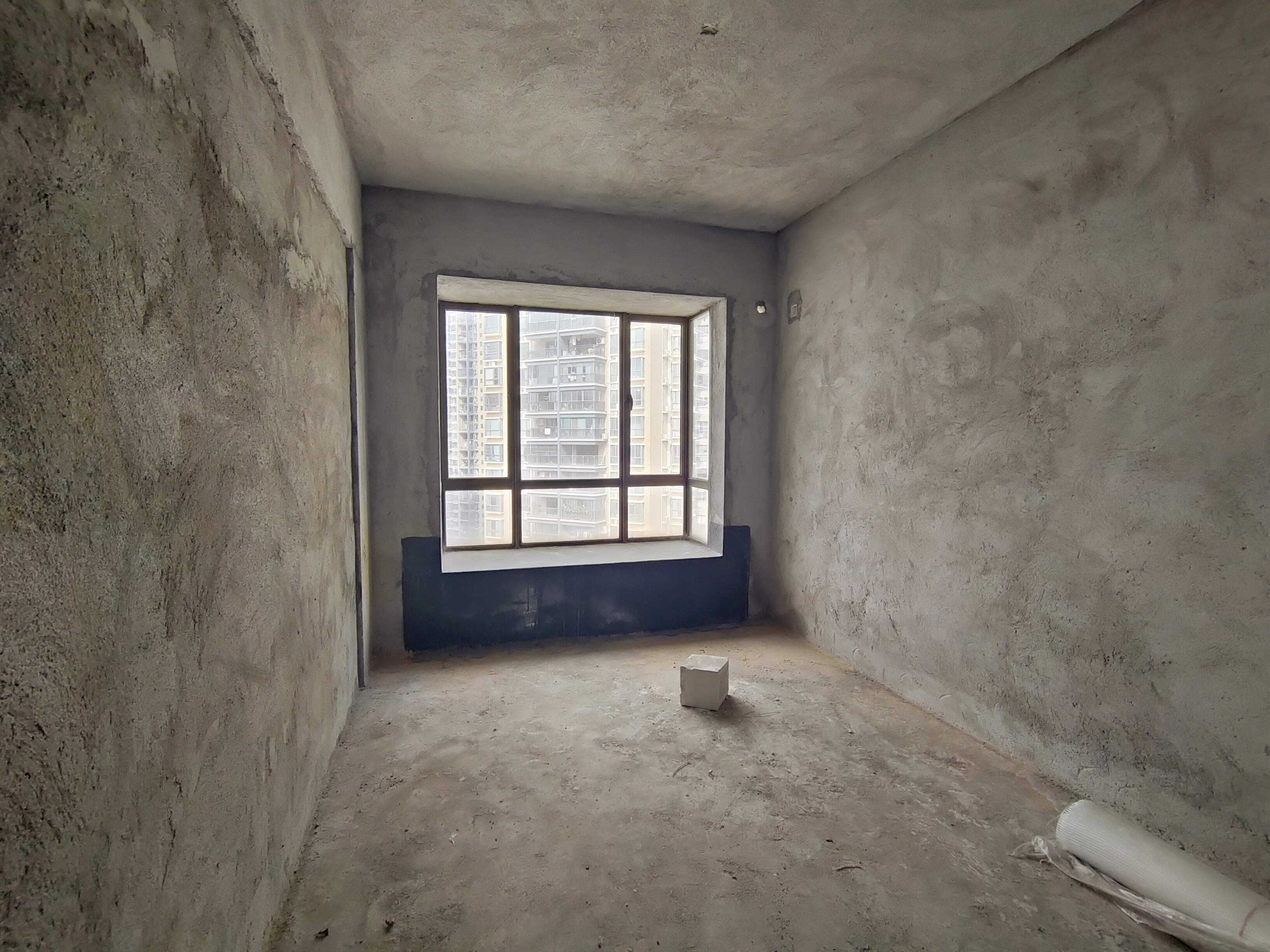 泉海好家园 3室2厅2卫 154.0万 泉海好家园 3室2厅2卫 154.0万室内图