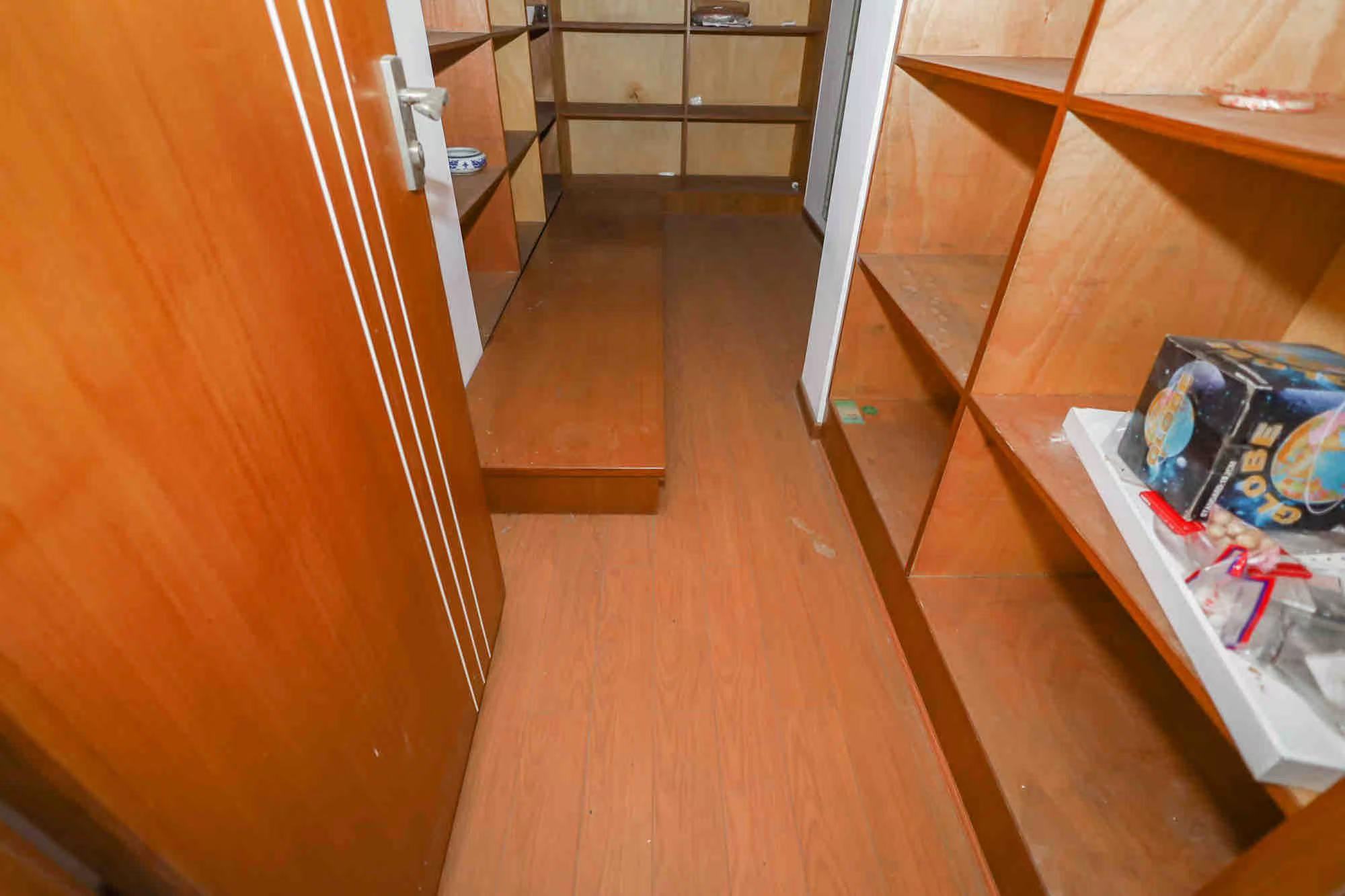 星电阳光城 4室2厅2卫 4000.0元/月 星电阳光城 4室2厅2卫 4000.0元/月室内图