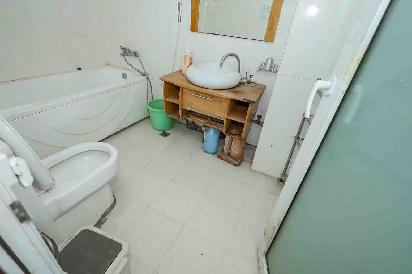 星电阳光城 4室2厅2卫 4000.0元/月 星电阳光城 4室2厅2卫 4000.0元/月室内图