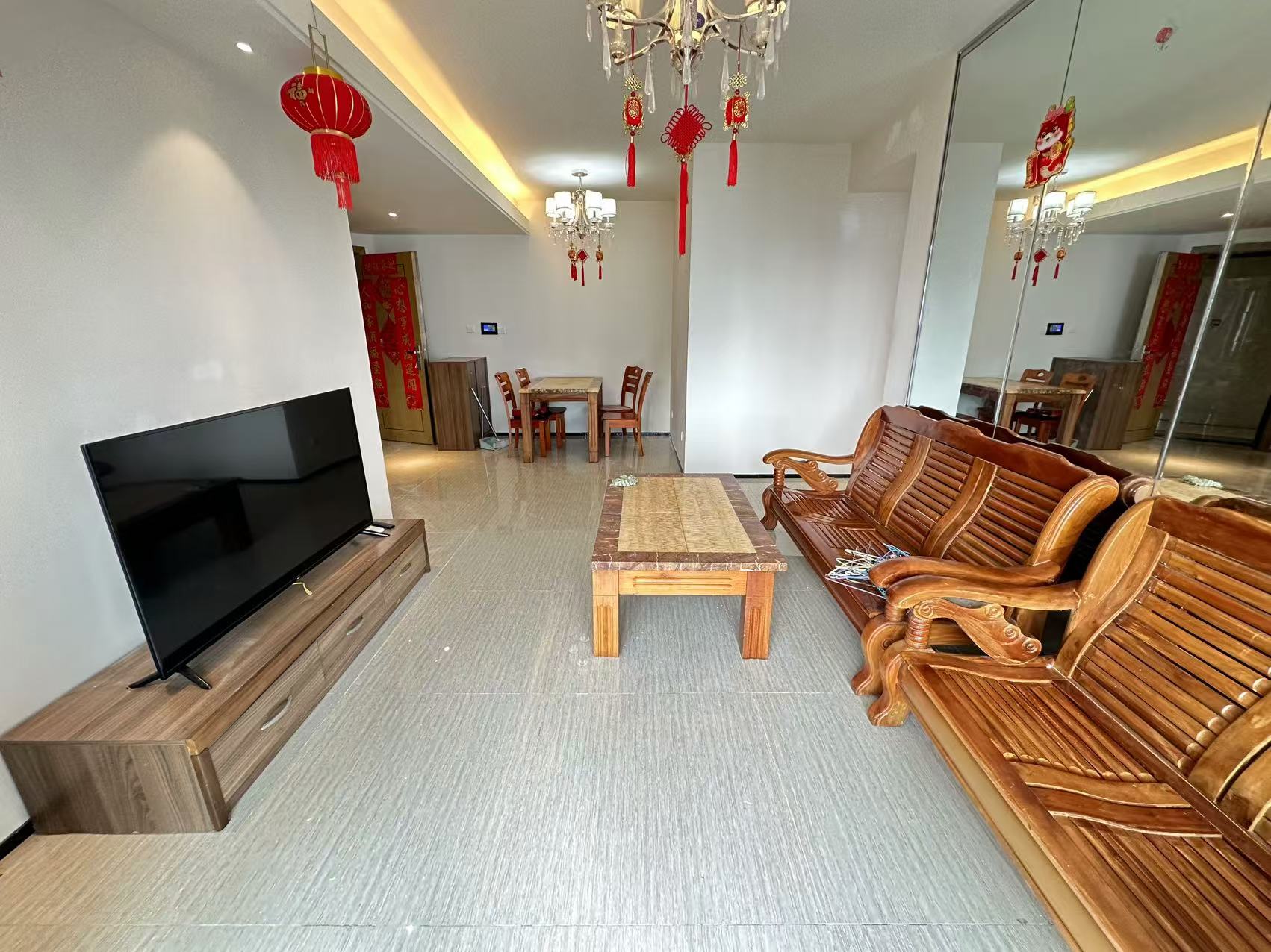 恒大美丽沙天澜湾 2室2厅1卫 2500.0元/月 恒大美丽沙天澜湾 2室2厅1卫 2500.0元/月室内图