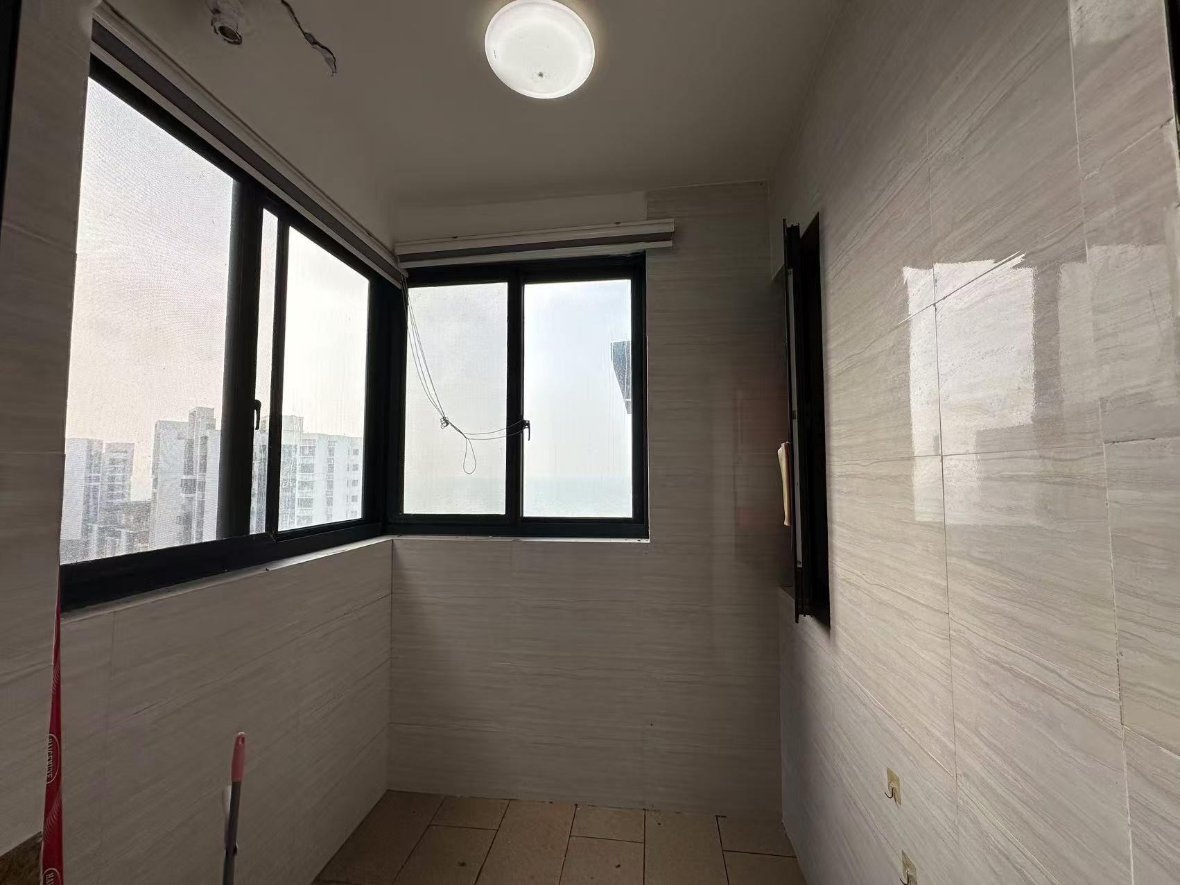 恒大美丽沙天泽湾  3室2厅2卫   4200.00元/月室内图