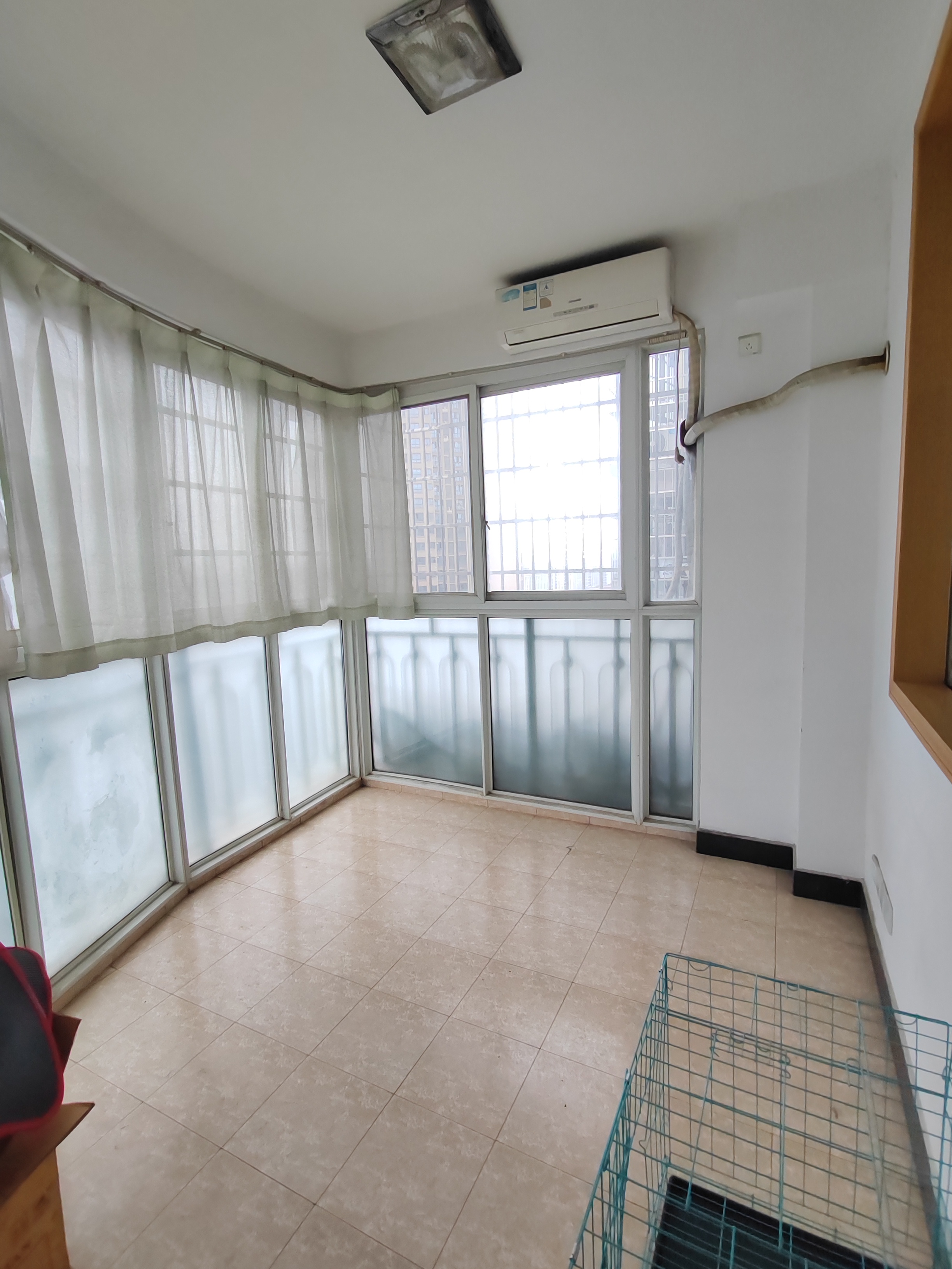 红树湾  3室2厅1卫   2100.00元/月室内图