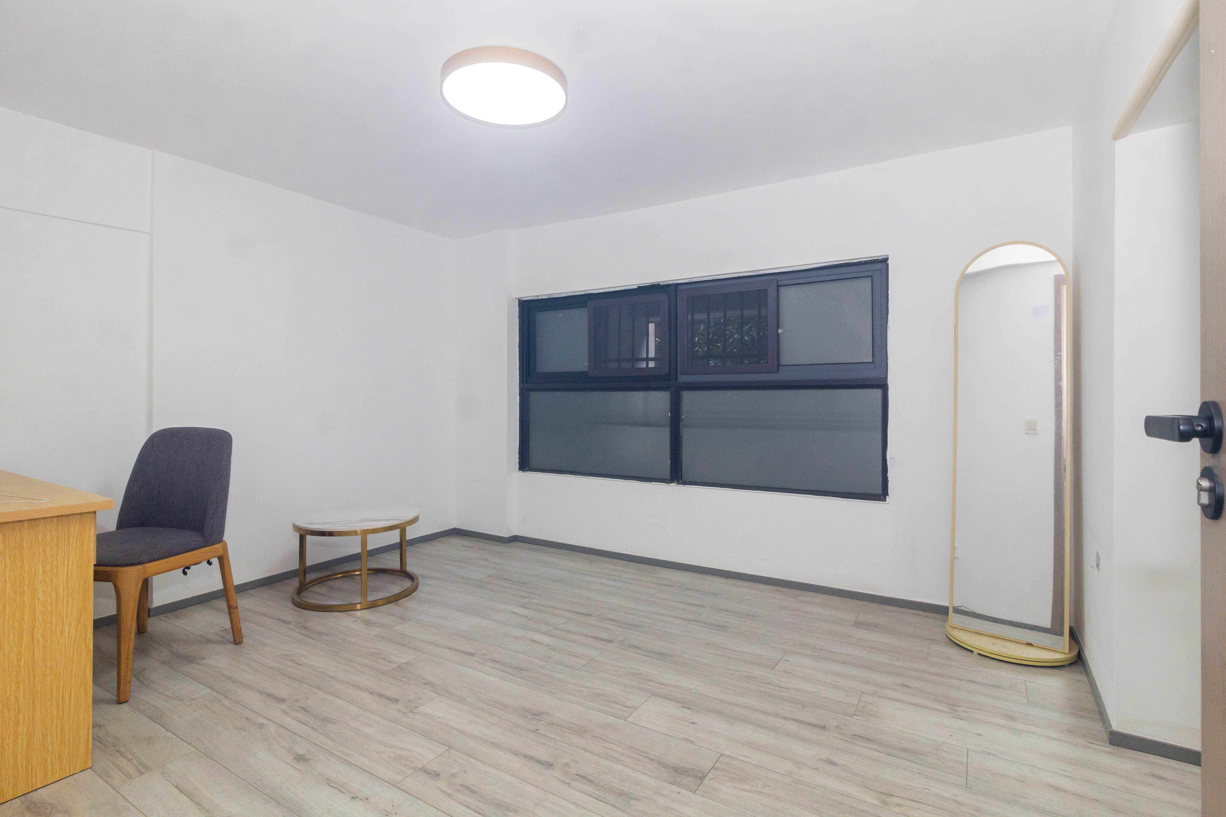 康桥长郡 8室2厅2卫 4000.0元/月 康桥长郡 8室2厅2卫 4000.0元/月室内图