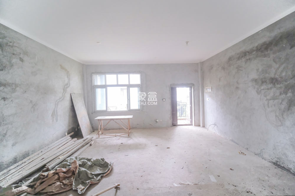 山水湾  5室3厅3卫    298.0万