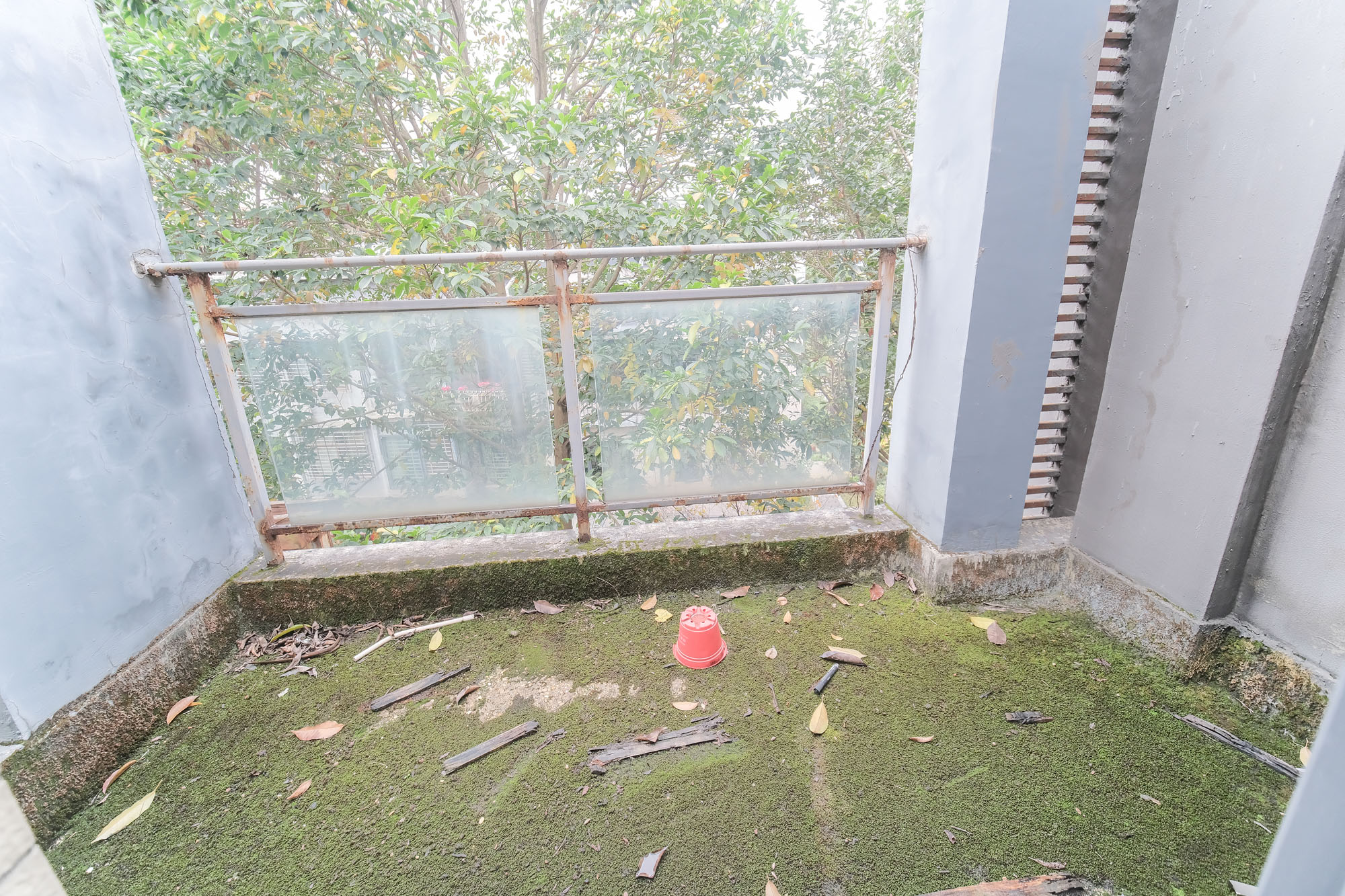 山水湾 5室3厅3卫 298.0万 山水湾 5室3厅3卫 298.0万阳台