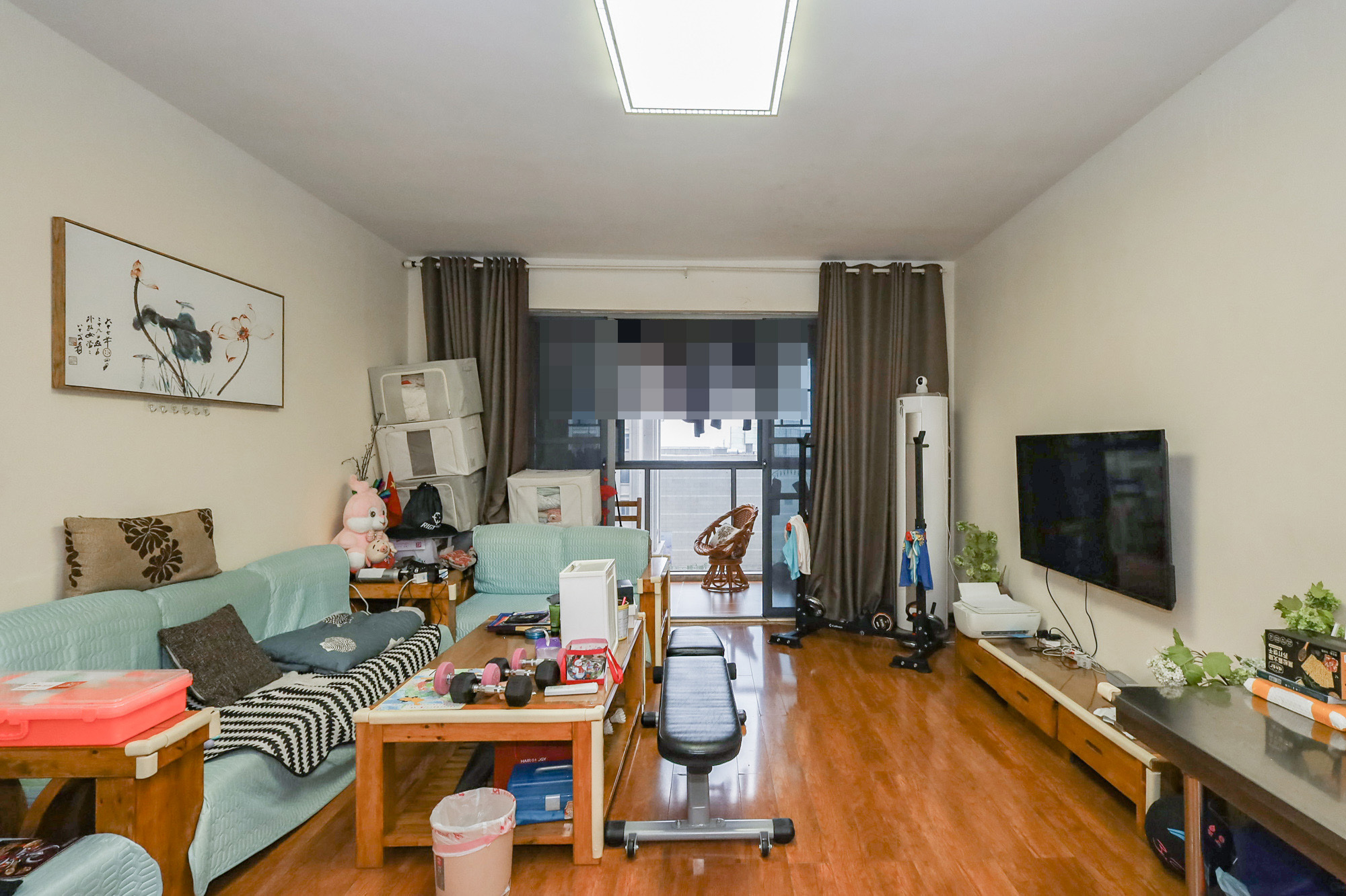 八方小区C区  4室2厅2卫    458.0万 八方小区C区  4室2厅2卫    458.0万客厅