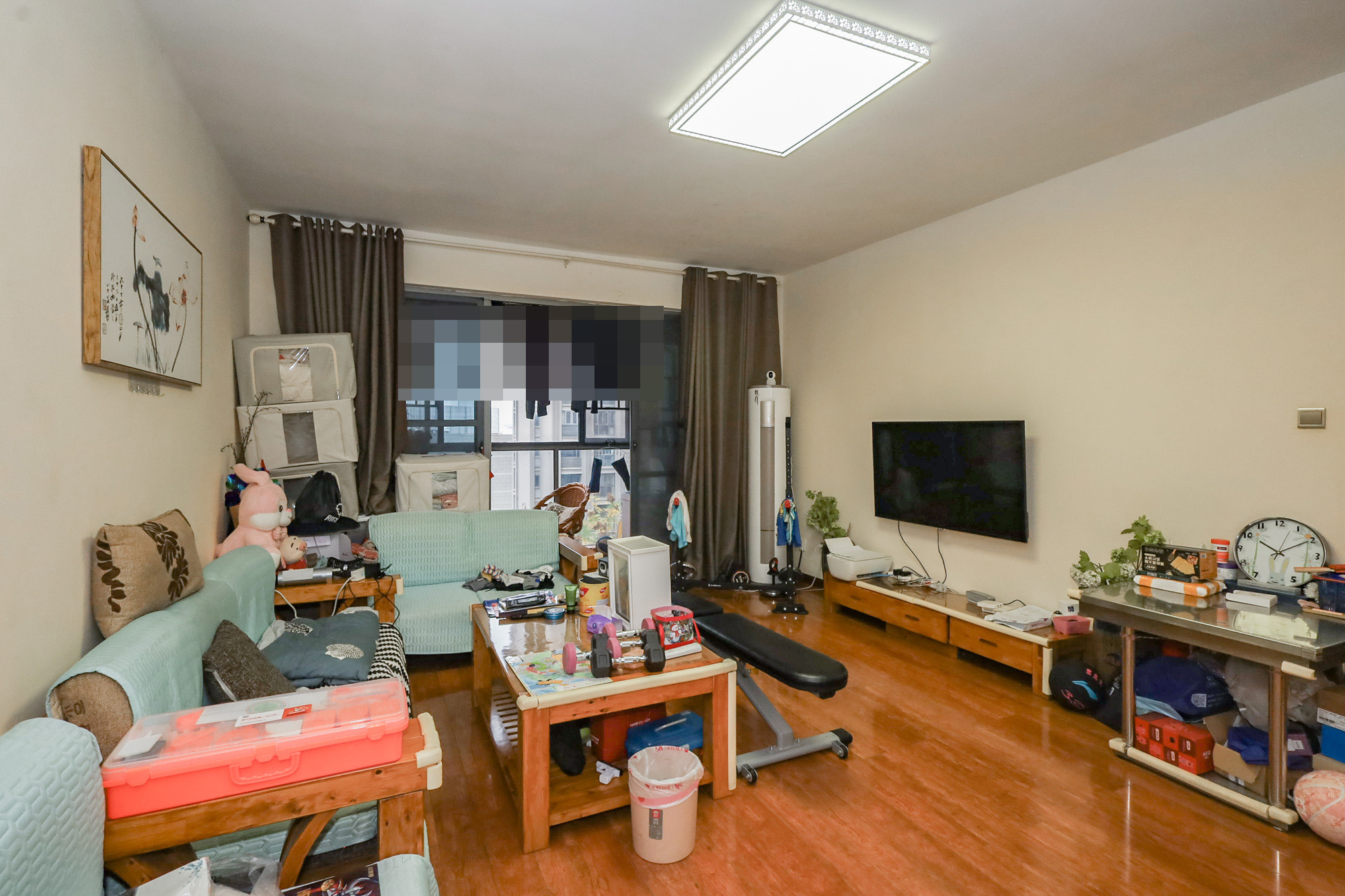 八方小区C区  4室2厅2卫    458.0万 八方小区C区  4室2厅2卫    458.0万客厅