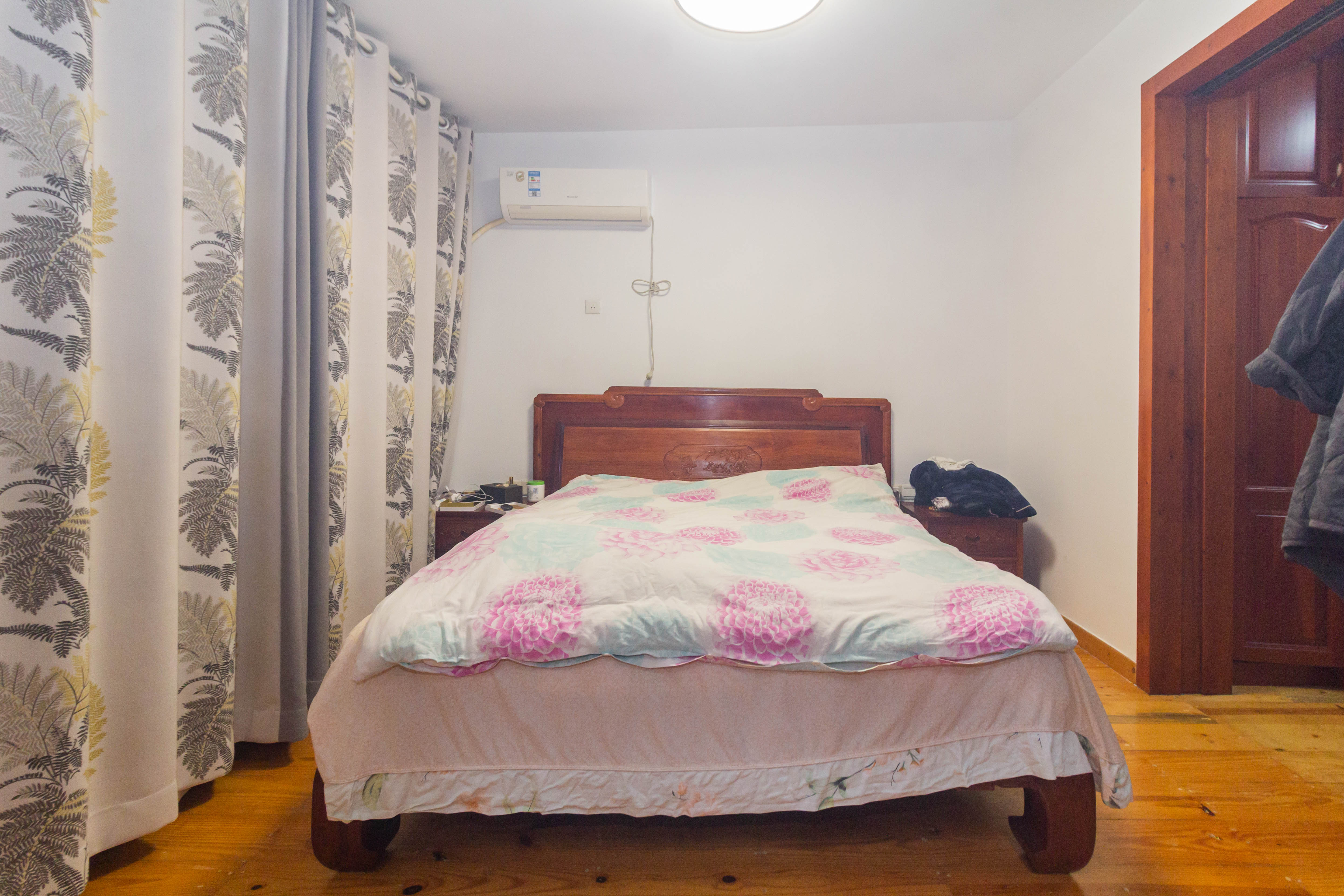 东业早安星城 4室2厅2卫 180.0万 东业早安星城 4室2厅2卫 180.0万卧室