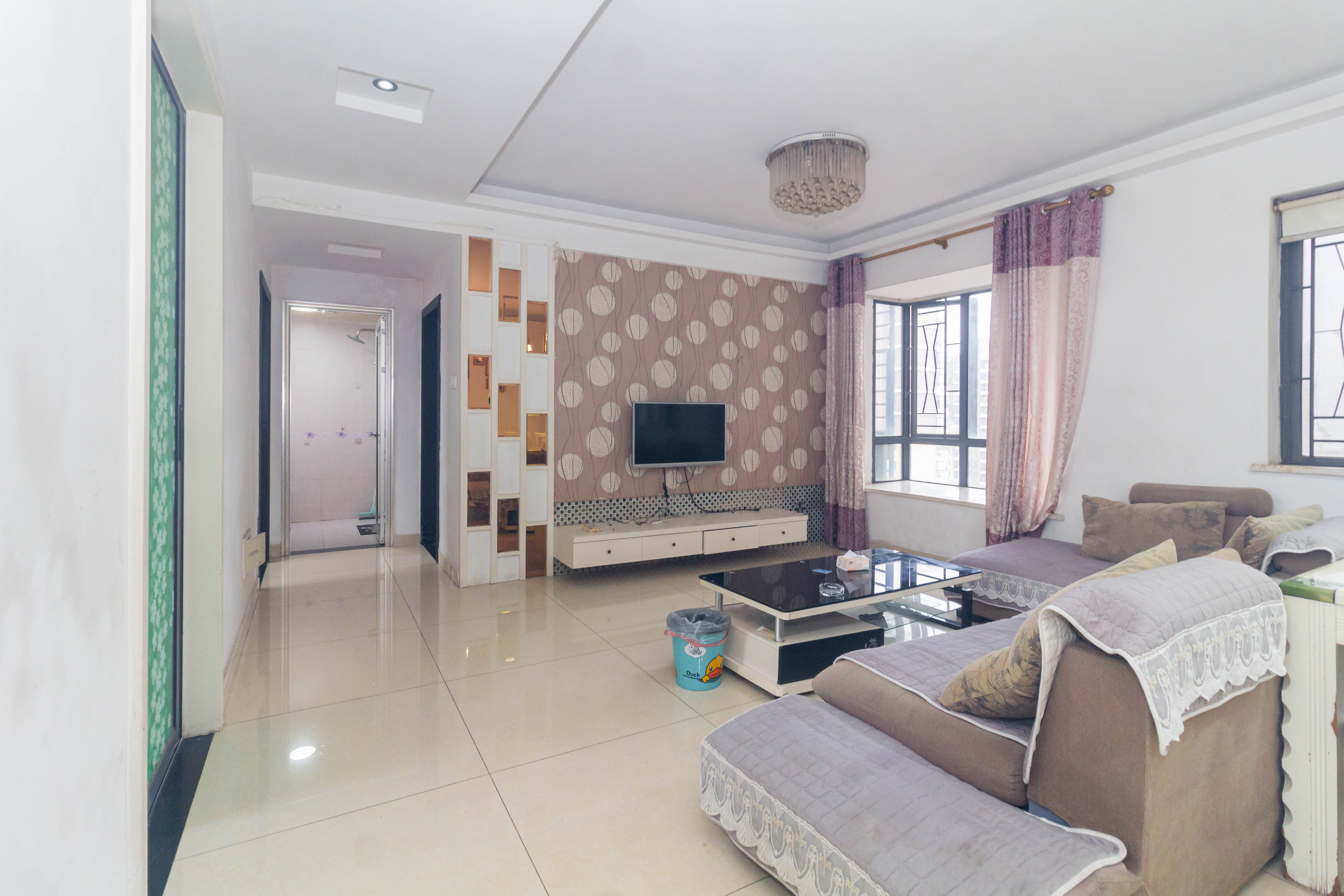 中国铁建国际城一期  3室2厅1卫    46.8万客厅