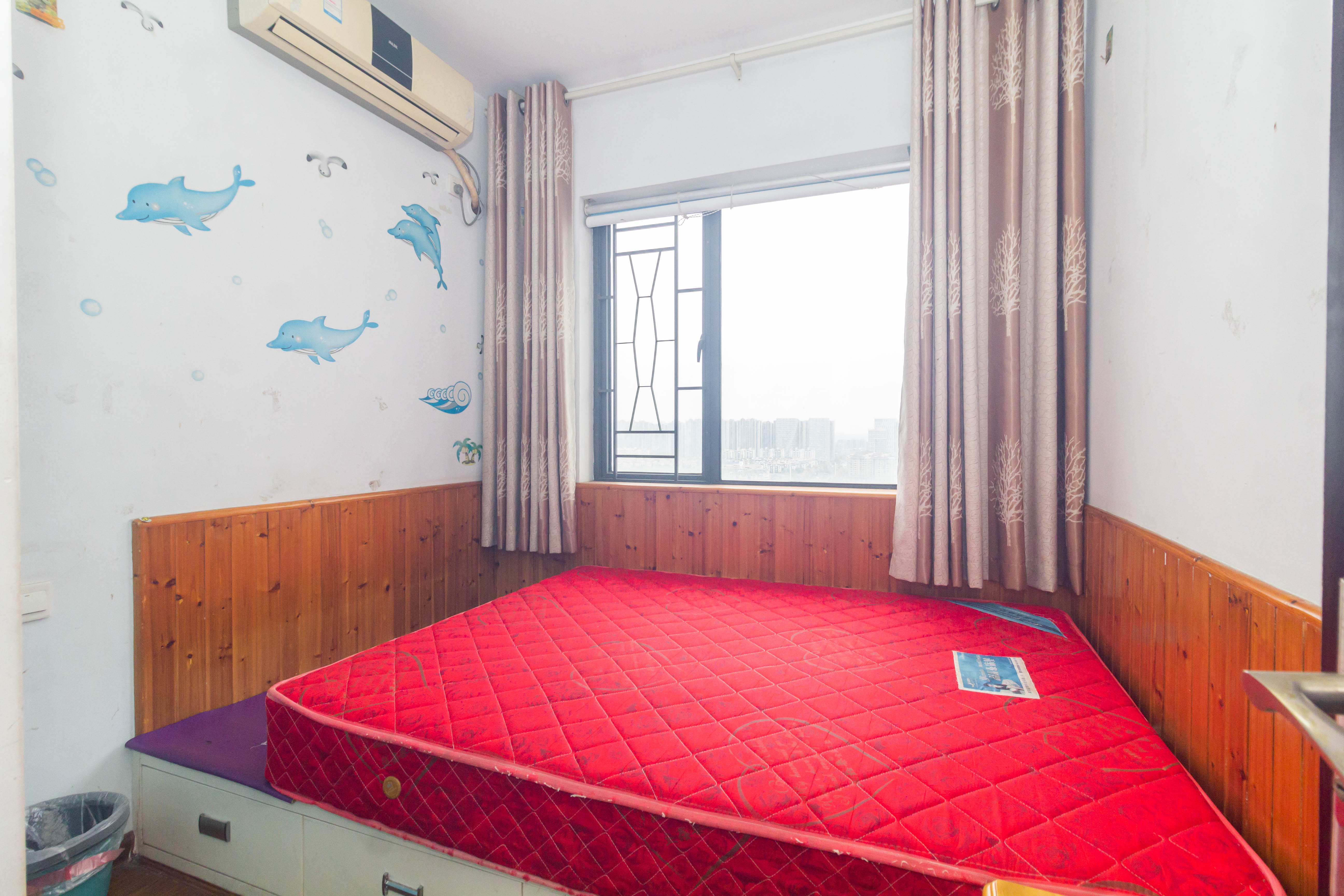 中国铁建国际城一期  3室2厅1卫    46.8万卧室