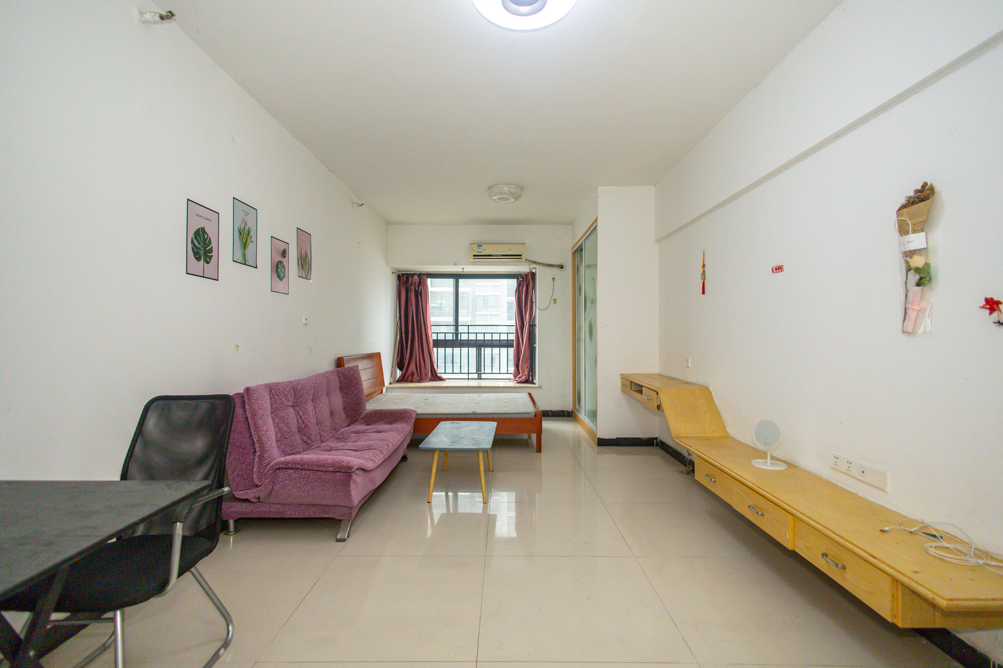 尚都花园城  1室1厅1卫    17.8万 尚都花园城  1室1厅1卫    17.8万客厅