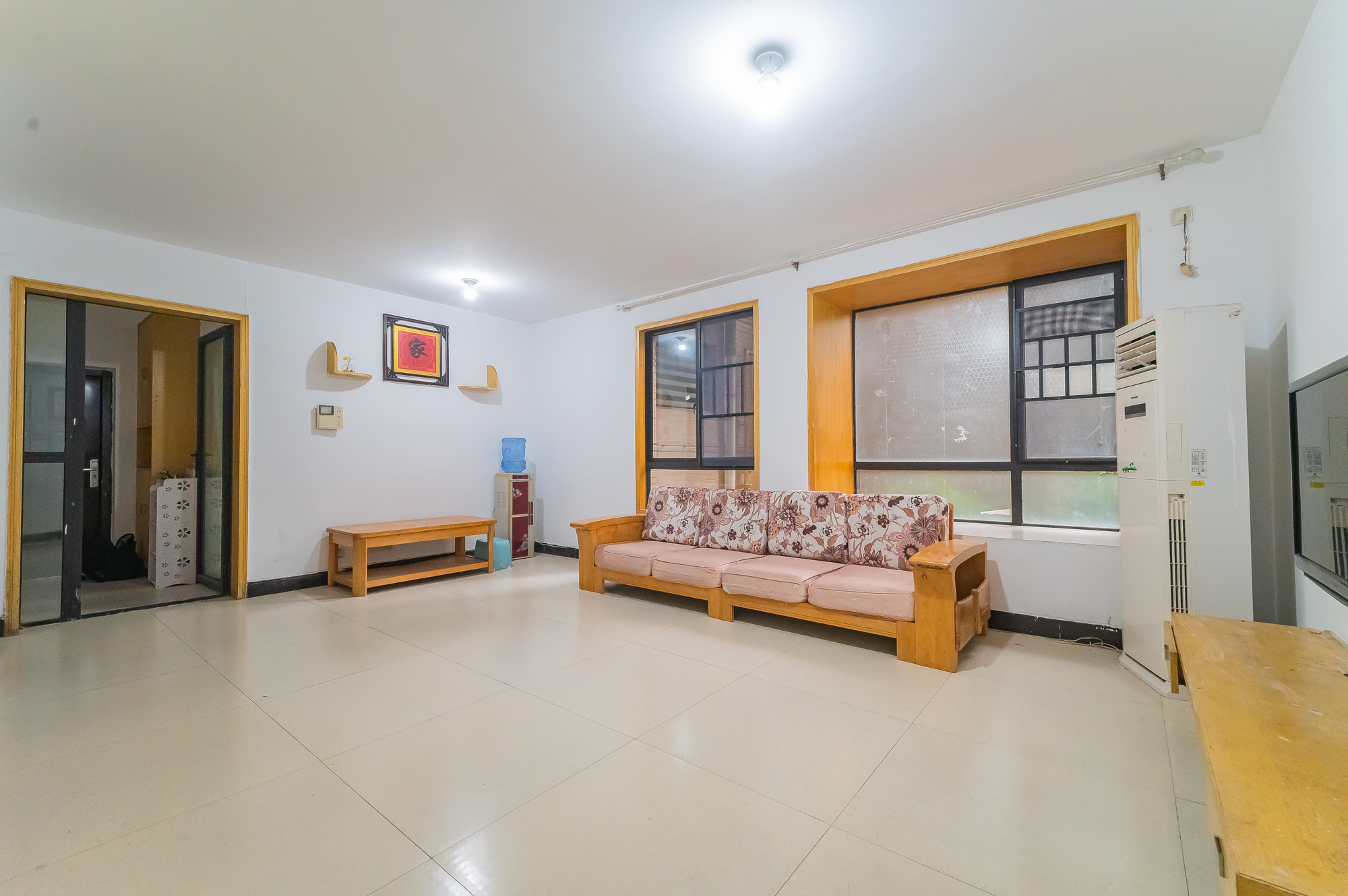 华润凤凰城一期 3室1厅1卫 50.0万 华润凤凰城一期 3室1厅1卫 50.0万客厅