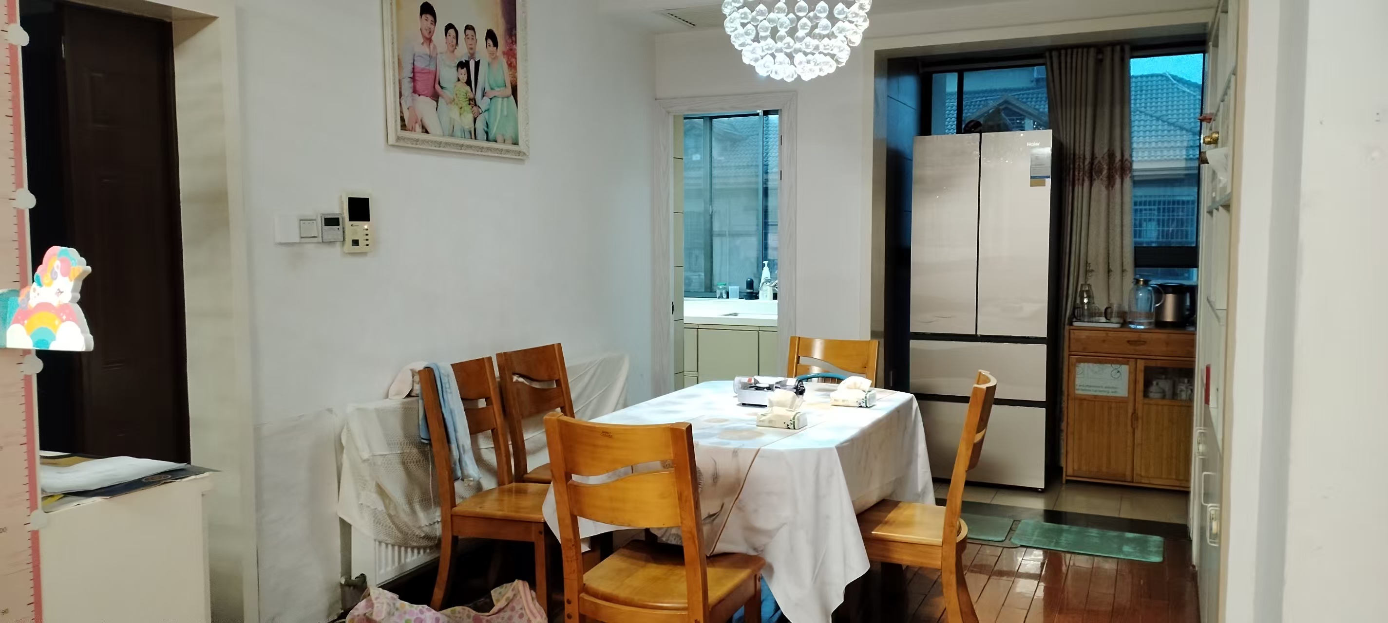 滨江花园  3室2厅2卫   1600.00元/月室内图1