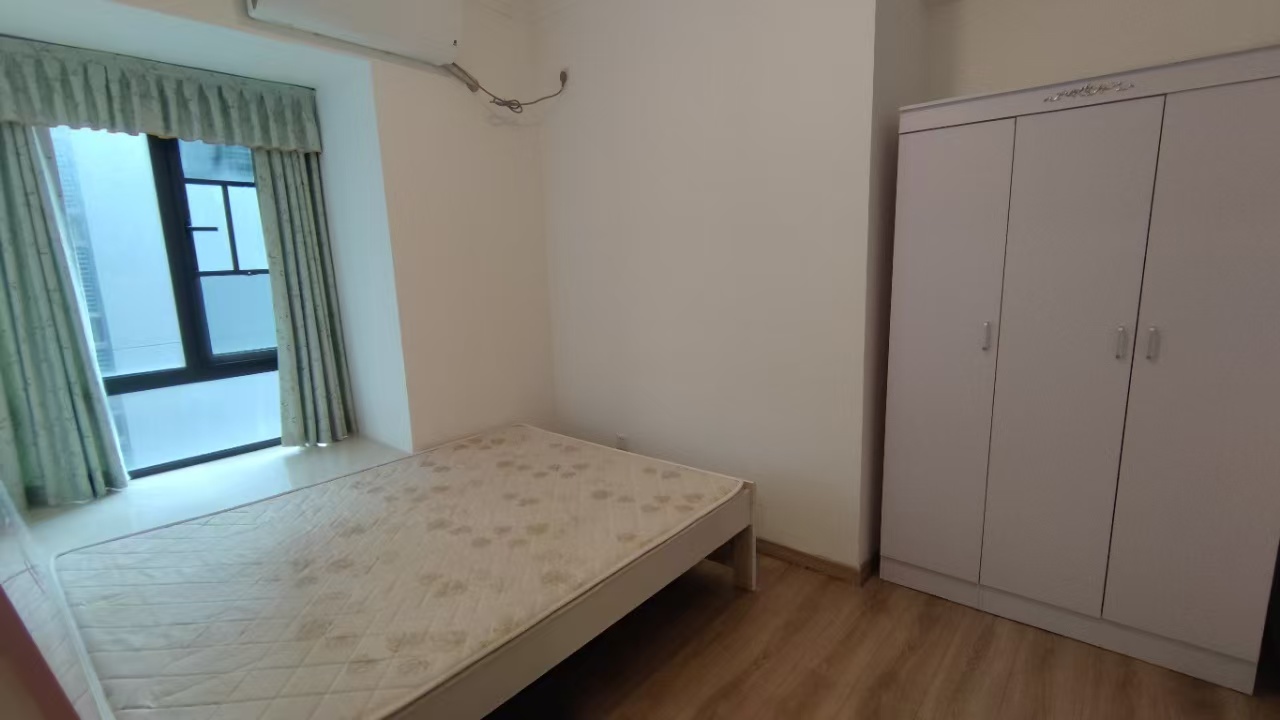 汇金城/嘉华城（二期、三期）  3室2厅2卫    2900.0元/月室内图