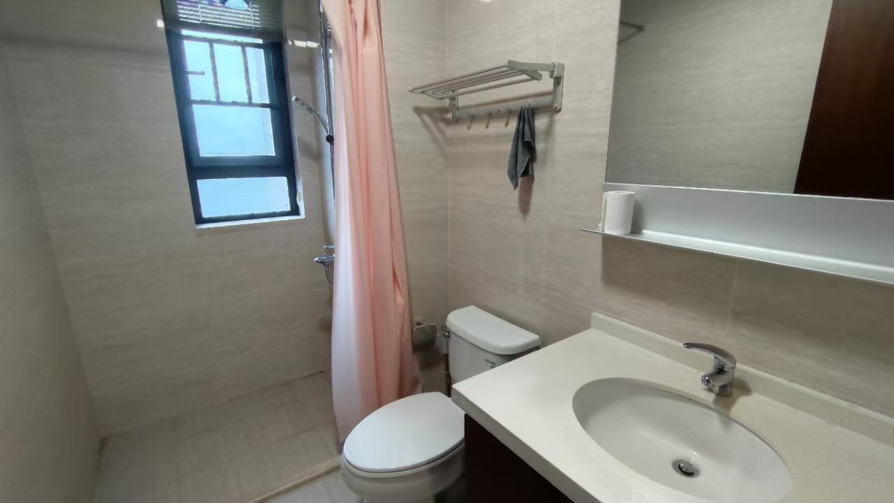 汇金城/嘉华城（二期、三期）  3室2厅2卫    2900.0元/月室内图