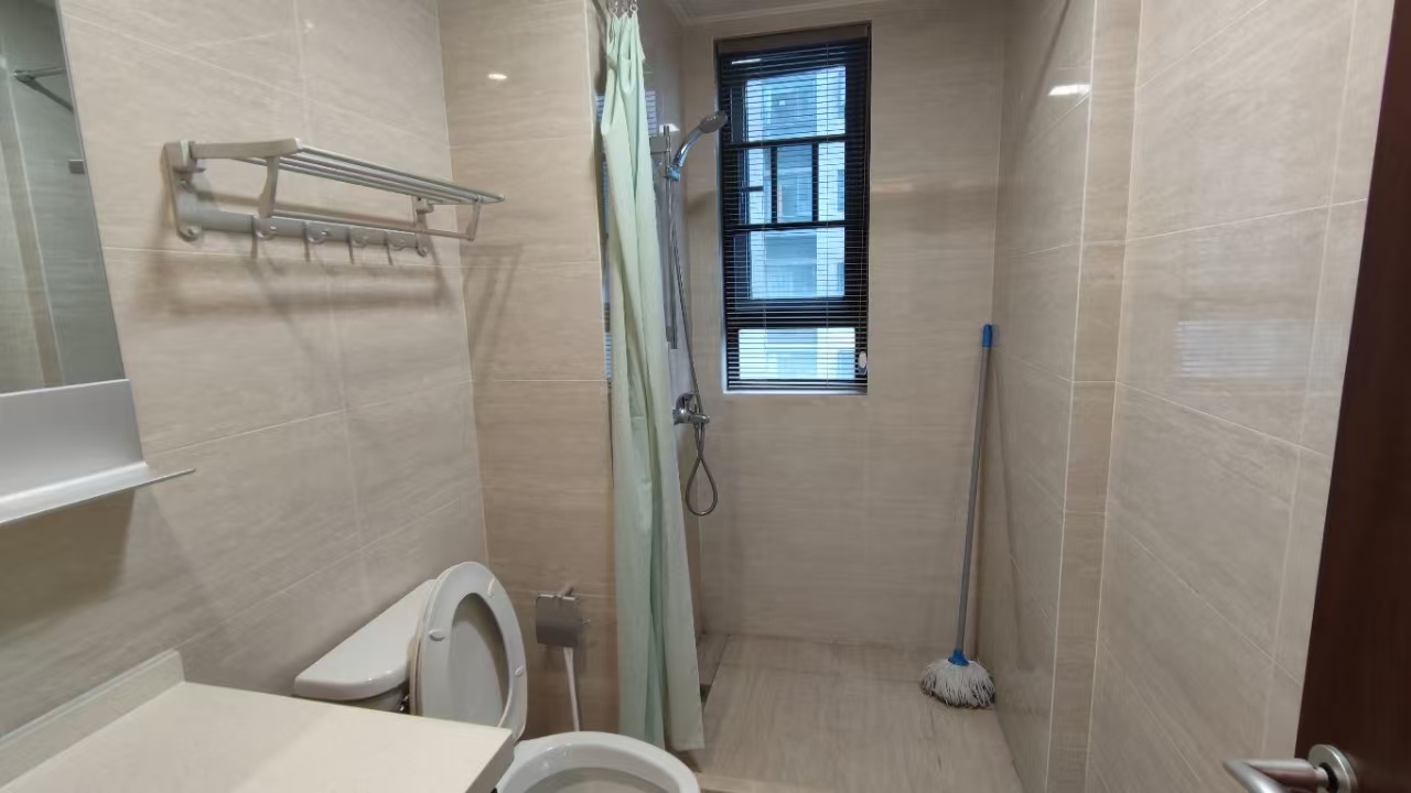 汇金城/嘉华城（二期、三期）  3室2厅2卫    2900.0元/月室内图