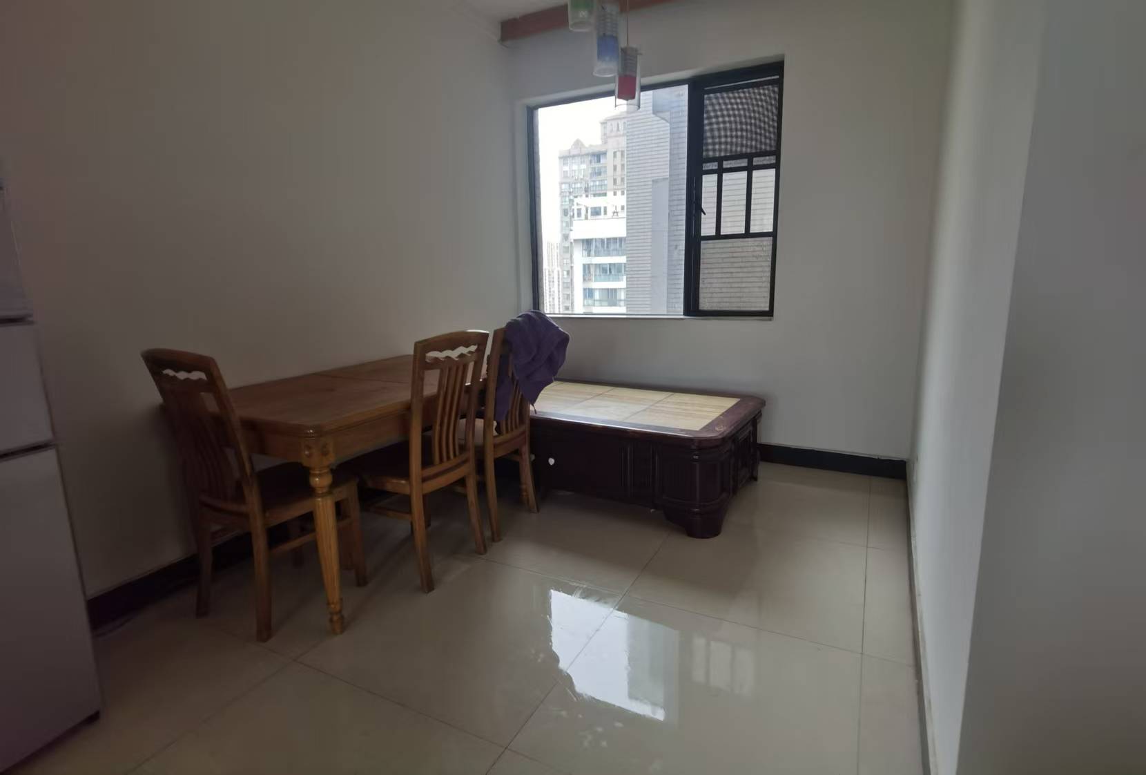 华菱蓝调国际(华菱.香墅美地) 3室2厅2卫 2600.0元/月 华菱蓝调国际(华菱.香墅美地) 3室2厅2卫 2600.0元/月室内图