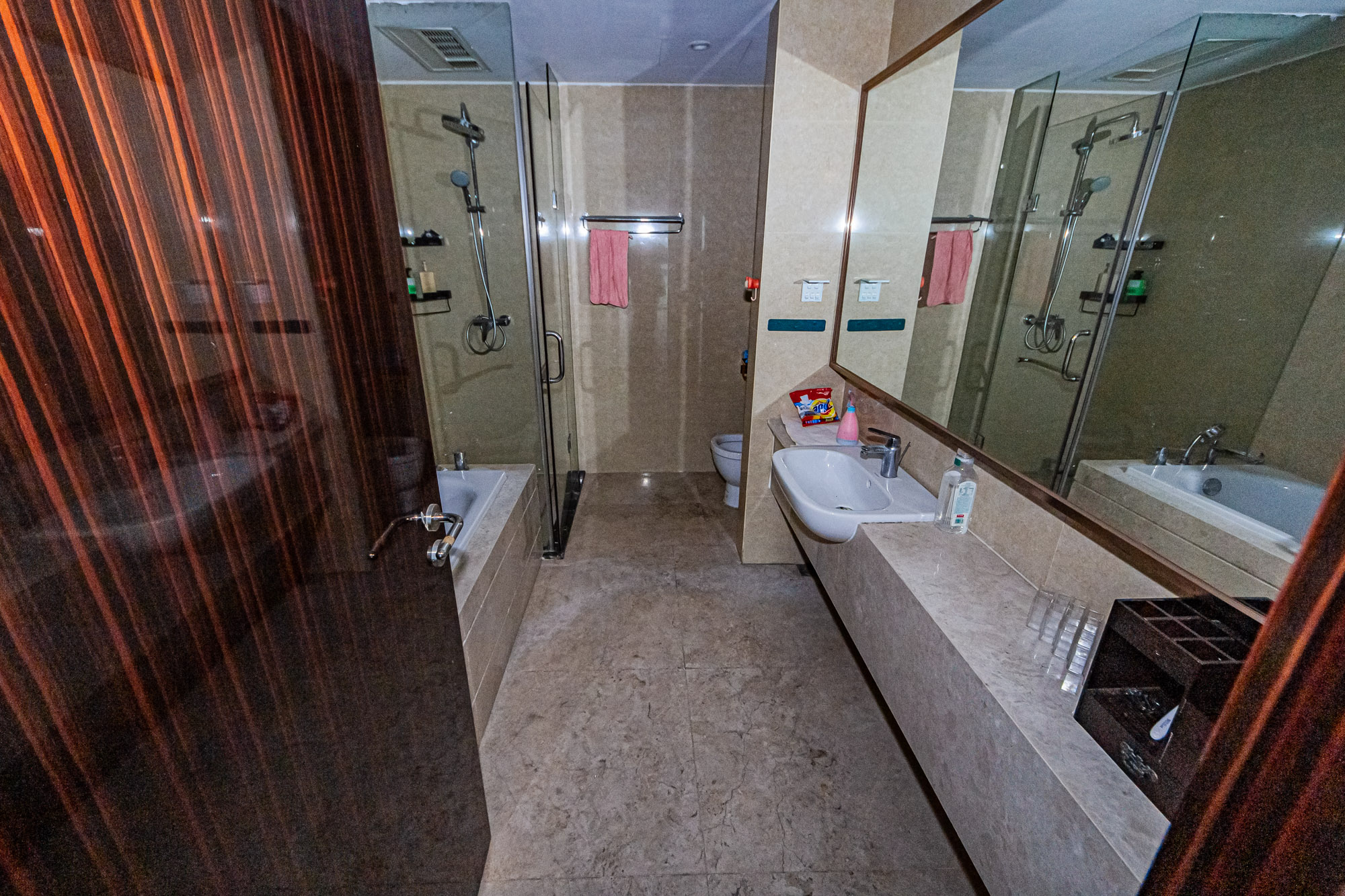 北辰定江洋 4室2厅1卫 450.0万 北辰定江洋 4室2厅1卫 450.0万卫生间