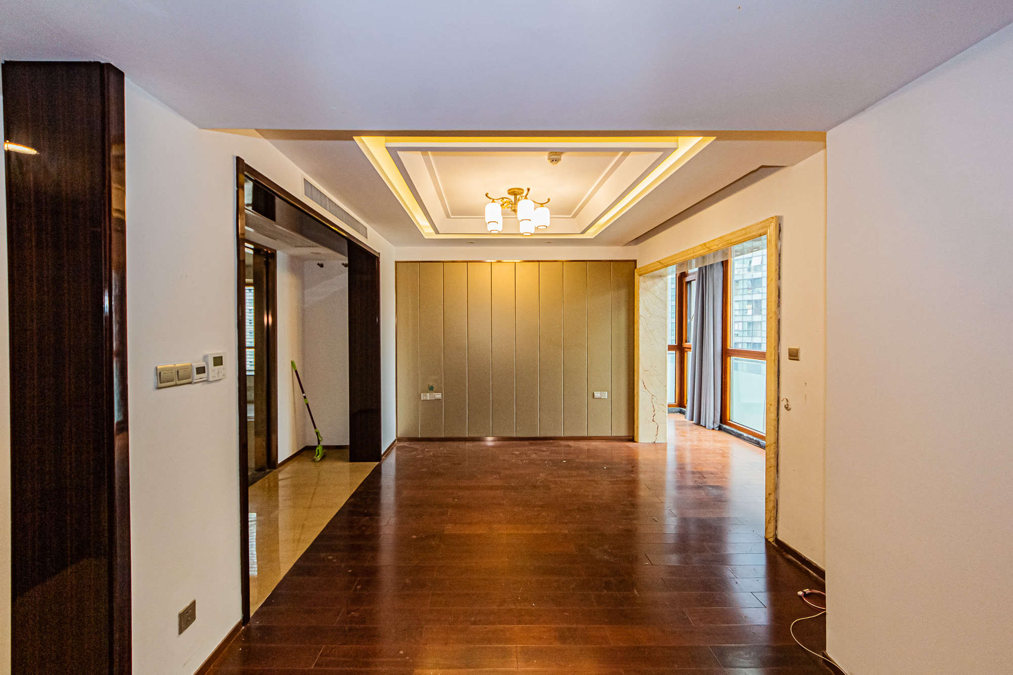 北辰定江洋 4室2厅1卫 450.0万 北辰定江洋 4室2厅1卫 450.0万卧室