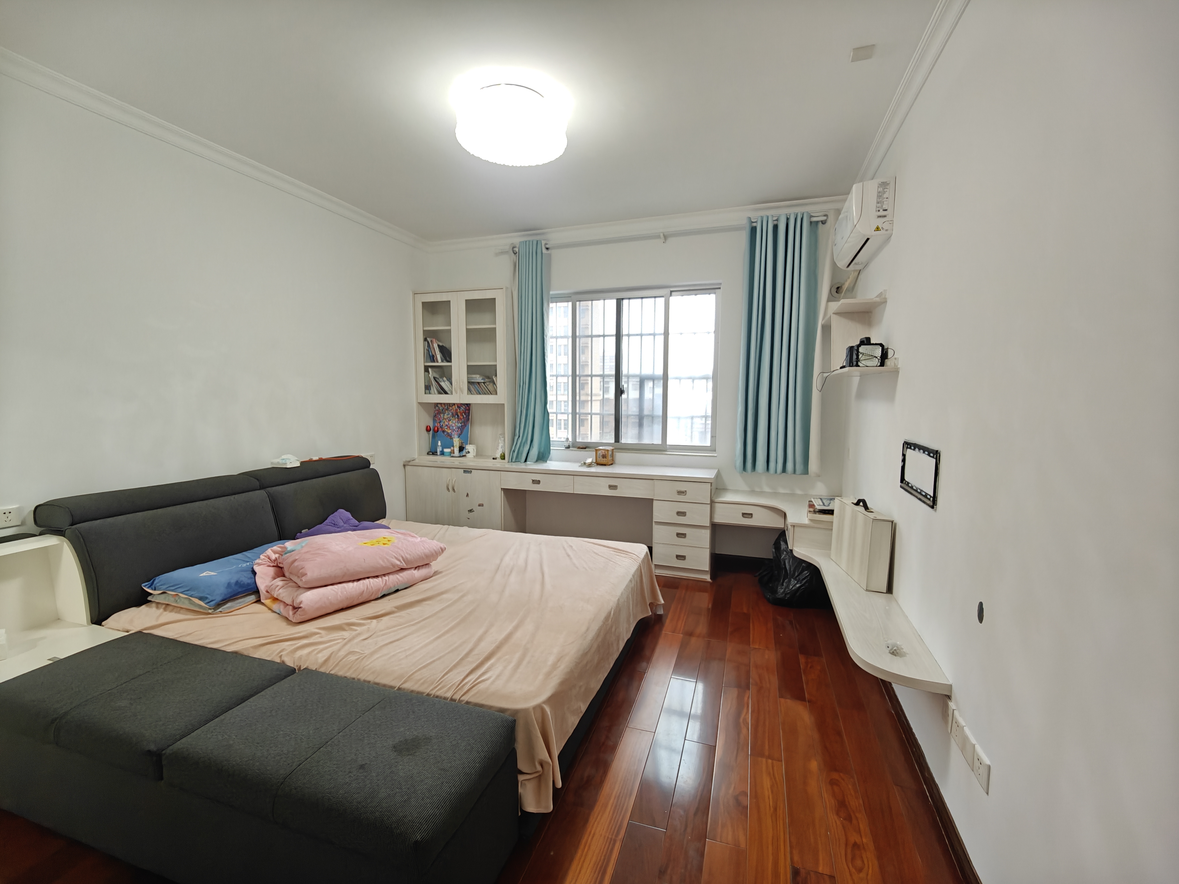 山河锦园 3室2厅2卫 50.0万 山河锦园 3室2厅2卫 50.0万室内图