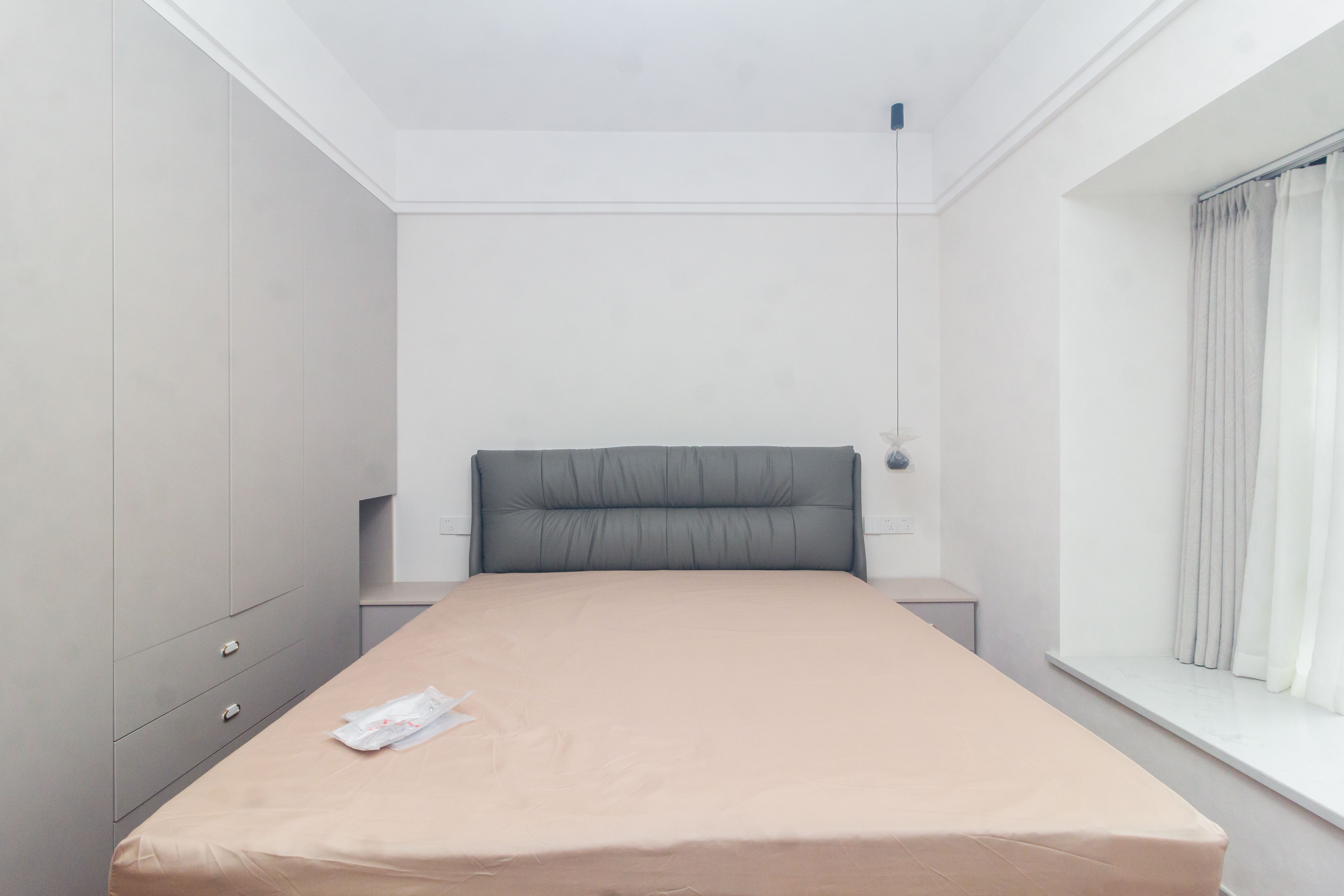 敏捷珑玥府  5室2厅3卫    230.0万 敏捷珑玥府  5室2厅3卫    230.0万卧室