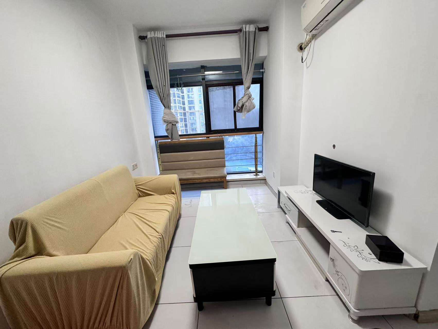 山水国际 1室1厅1卫 20.0万 山水国际 1室1厅1卫 20.0万室内图