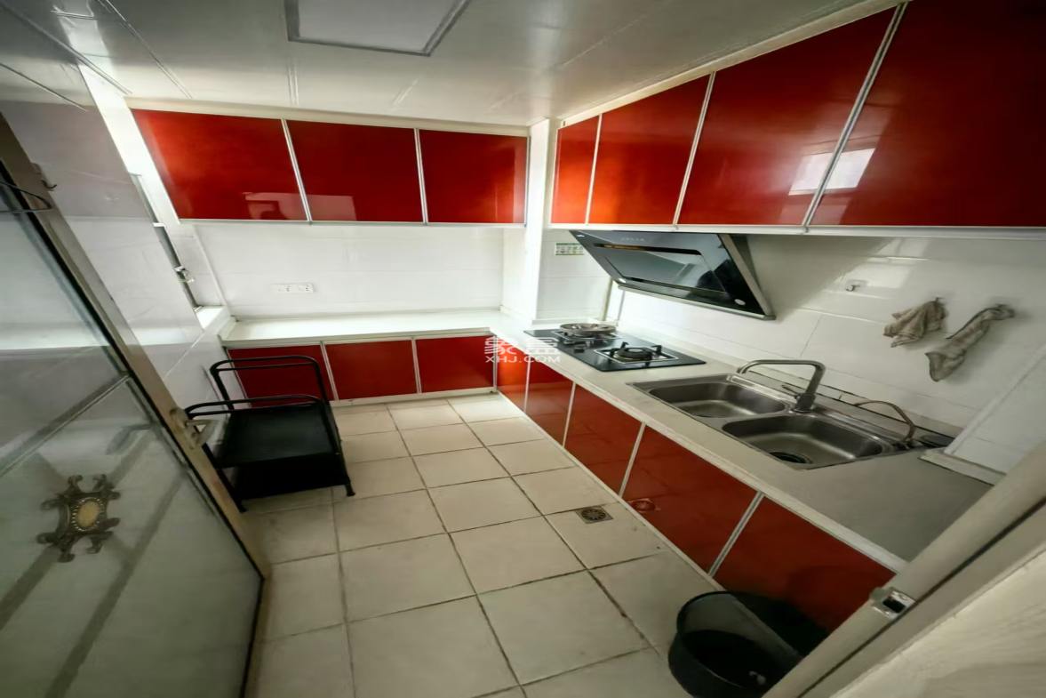 丽发新城  1室0厅0卫    1800.0元/月 丽发新城  1室0厅0卫    1800.0元/月室内图