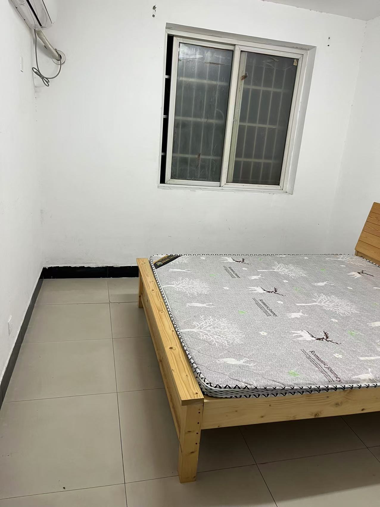 东岸锦城(东方人家)  2室2厅1卫   1300.00元/月室内图