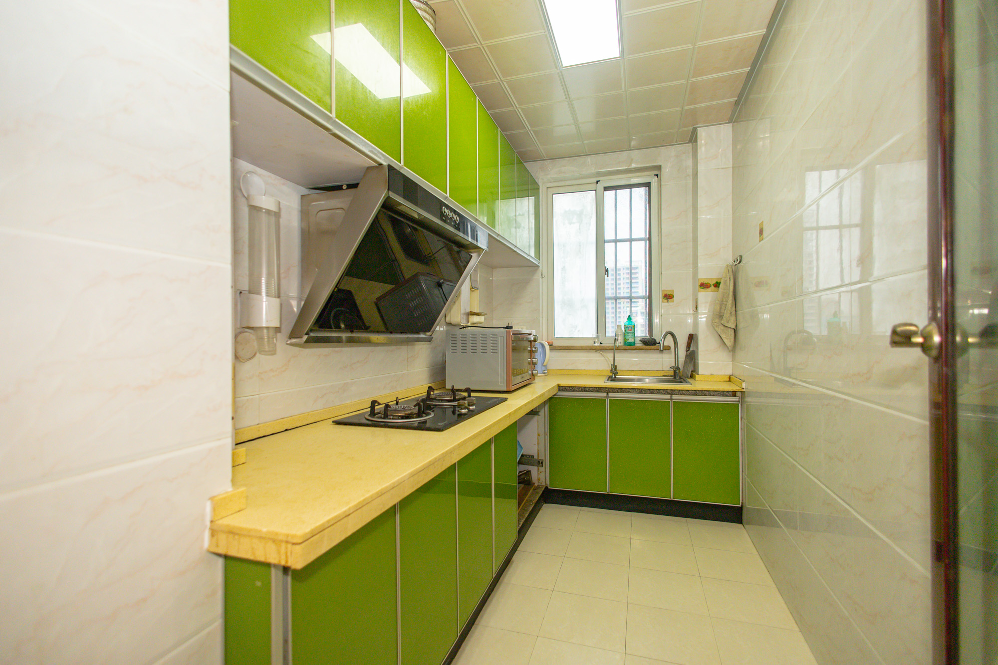 时代星城 3室2厅2卫 82.0万 时代星城 3室2厅2卫 82.0万厨房