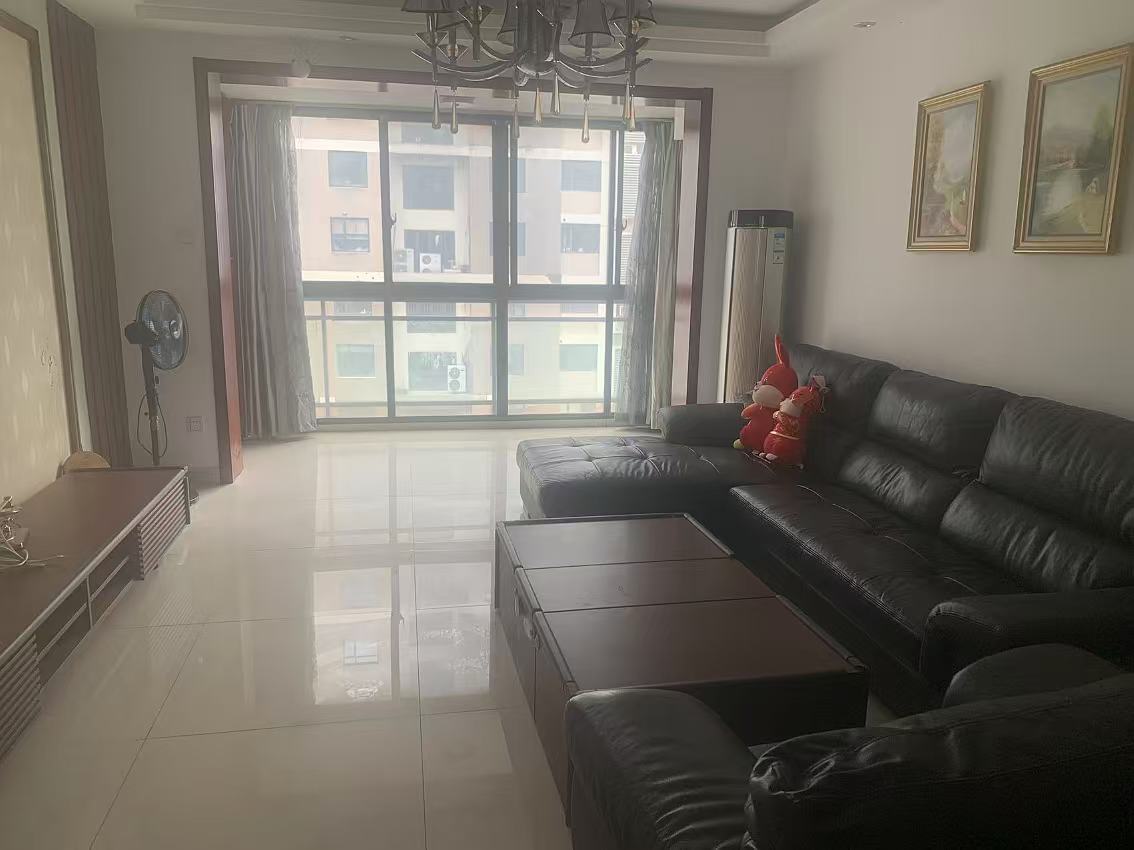 归心苑 3室2厅2卫 3200.0元/月 归心苑 3室2厅2卫 3200.0元/月户型图