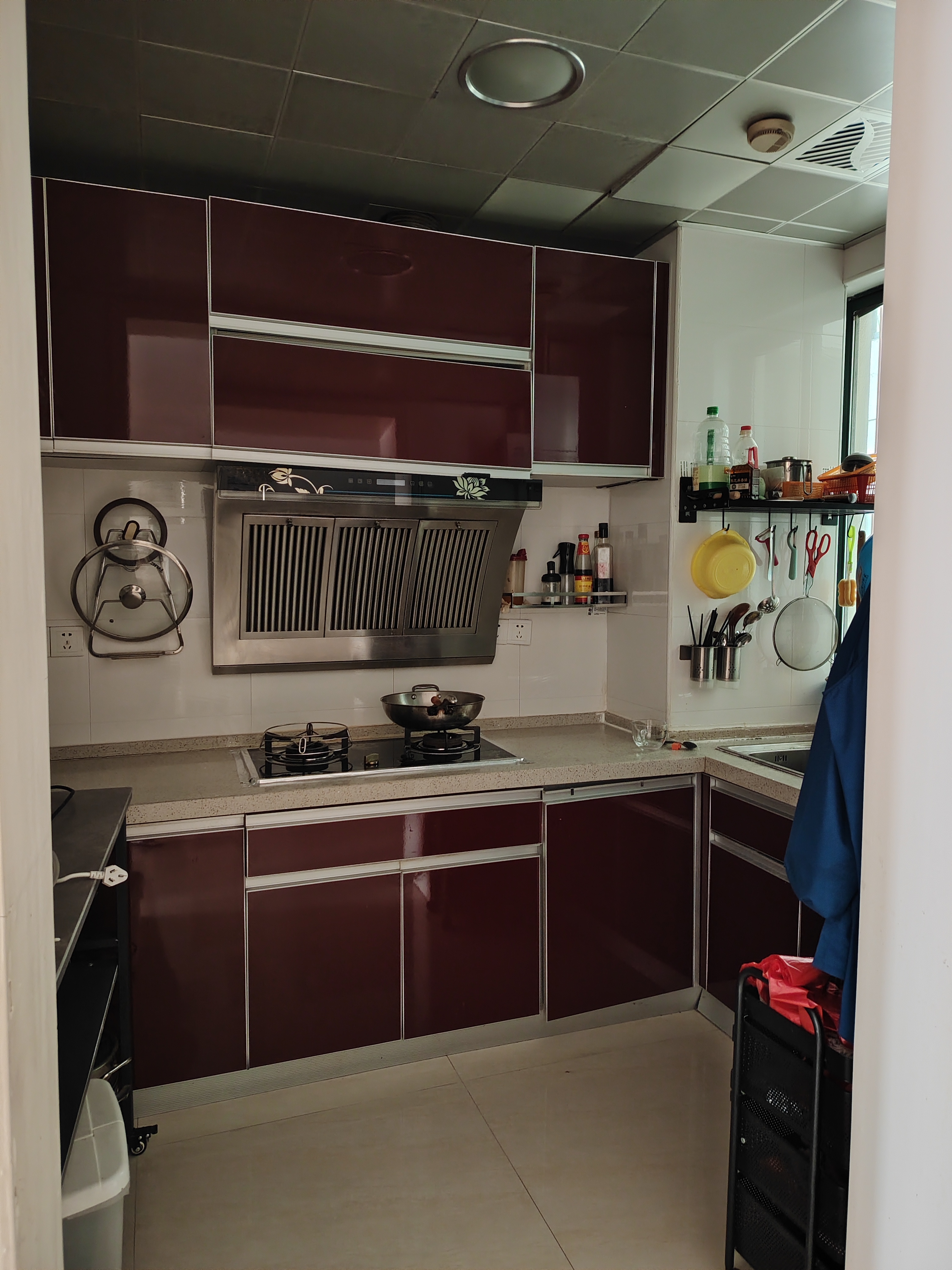 经世皇城 3室0厅0卫 1800.0元/月 经世皇城 3室0厅0卫 1800.0元/月室内图