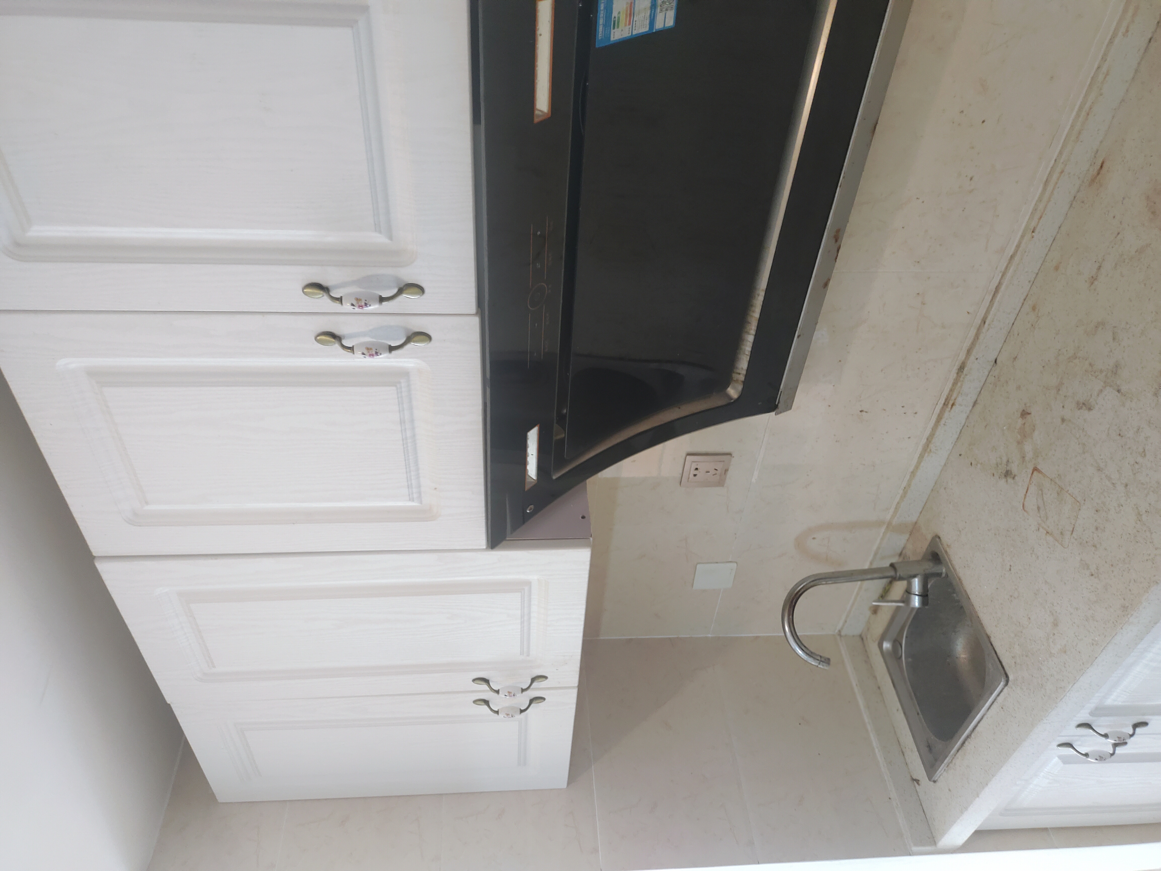 书馨苑 1室1厅1卫 1600.0元/月 书馨苑 1室1厅1卫 1600.0元/月室内图