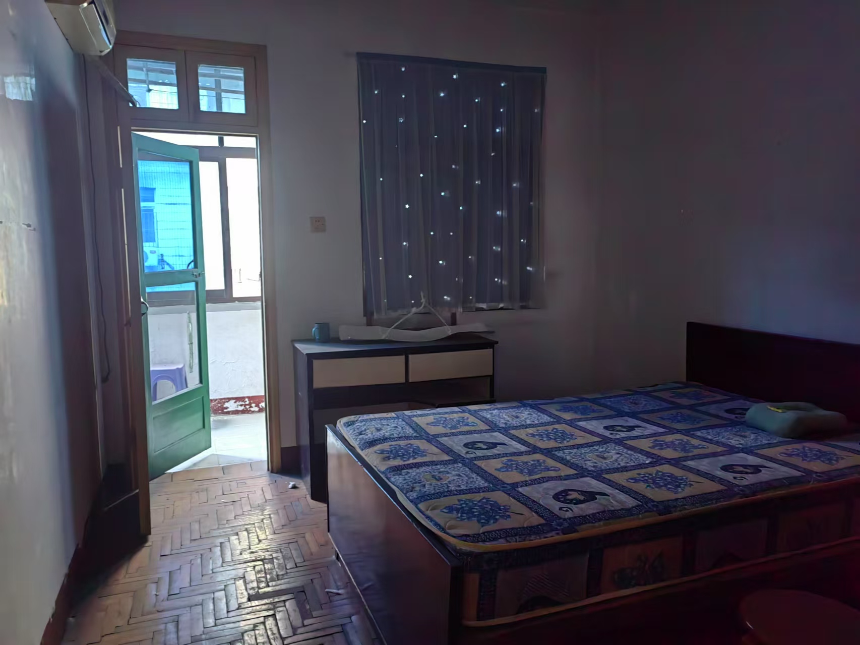 中南石油局宿舍 2室1厅1卫 1800.0元/月 中南石油局宿舍 2室1厅1卫 1800.0元/月室内图