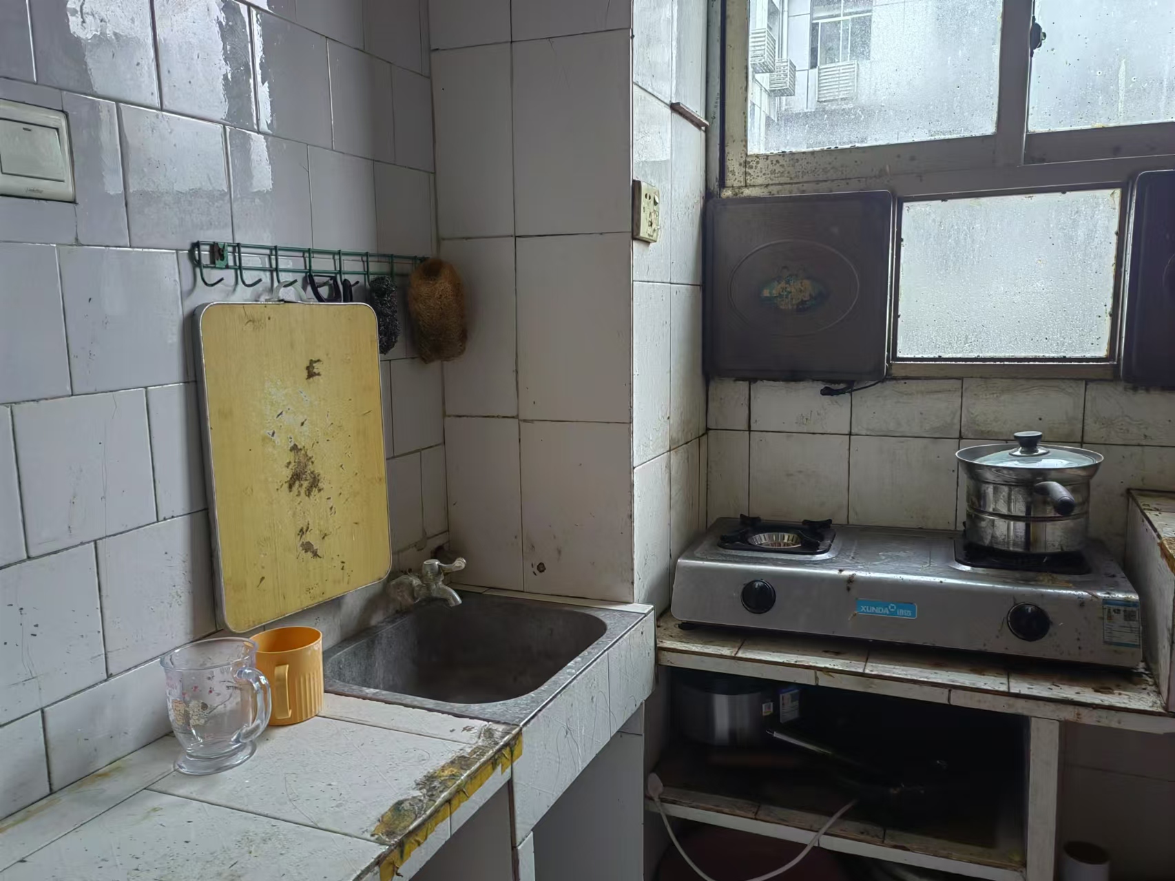 中南石油局宿舍 2室1厅1卫 1800.0元/月 中南石油局宿舍 2室1厅1卫 1800.0元/月室内图