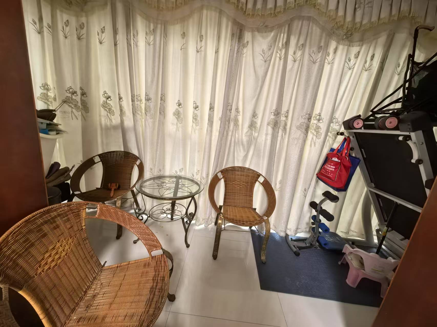 东江丽景 4室2厅2卫 2400.0元/月 东江丽景 4室2厅2卫 2400.0元/月室内图