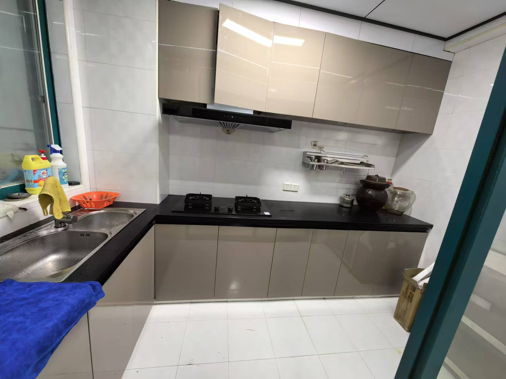 东江丽景 4室2厅2卫 2400.0元/月 东江丽景 4室2厅2卫 2400.0元/月室内图