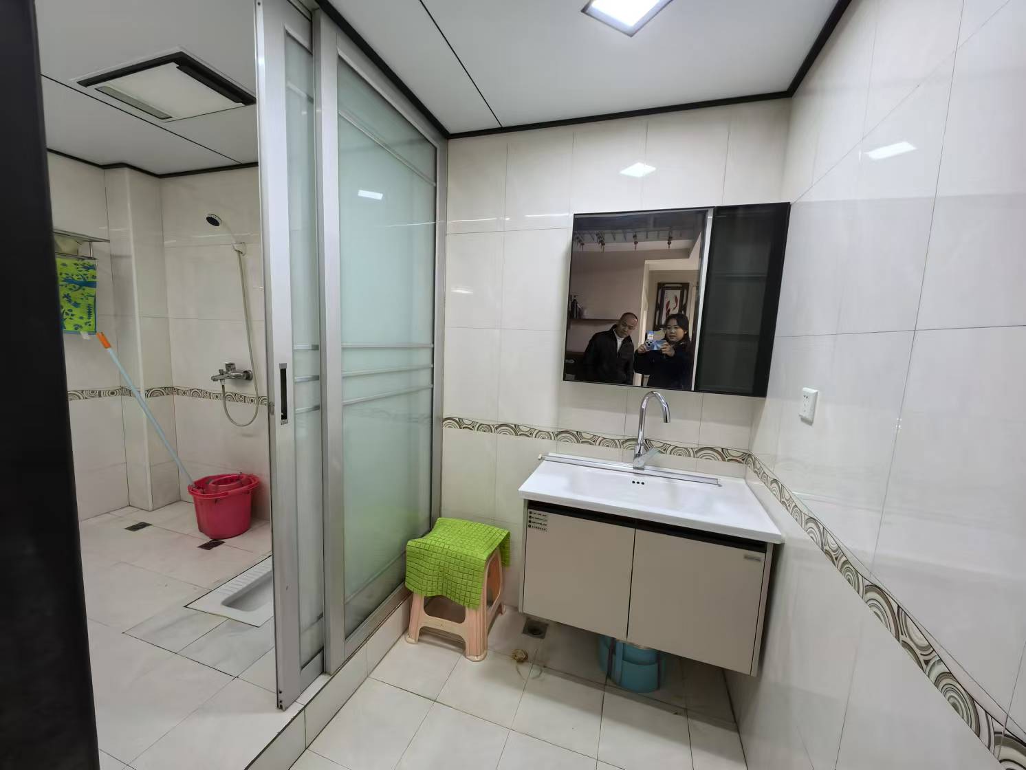 东江丽景 4室2厅2卫 2400.0元/月 东江丽景 4室2厅2卫 2400.0元/月室内图