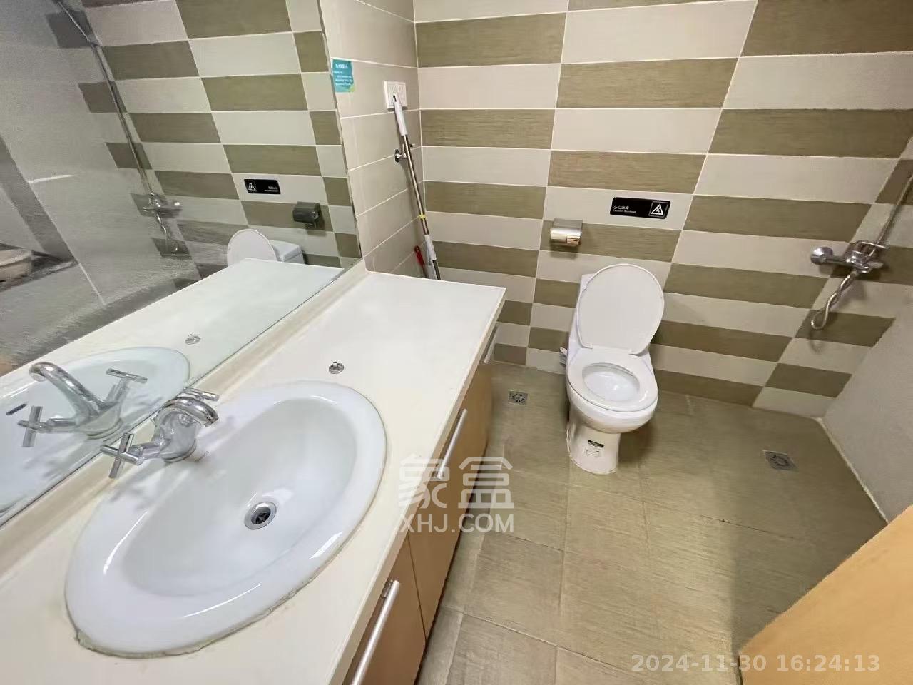 大财门公寓  1室1厅1卫    2200.0元/月室内图