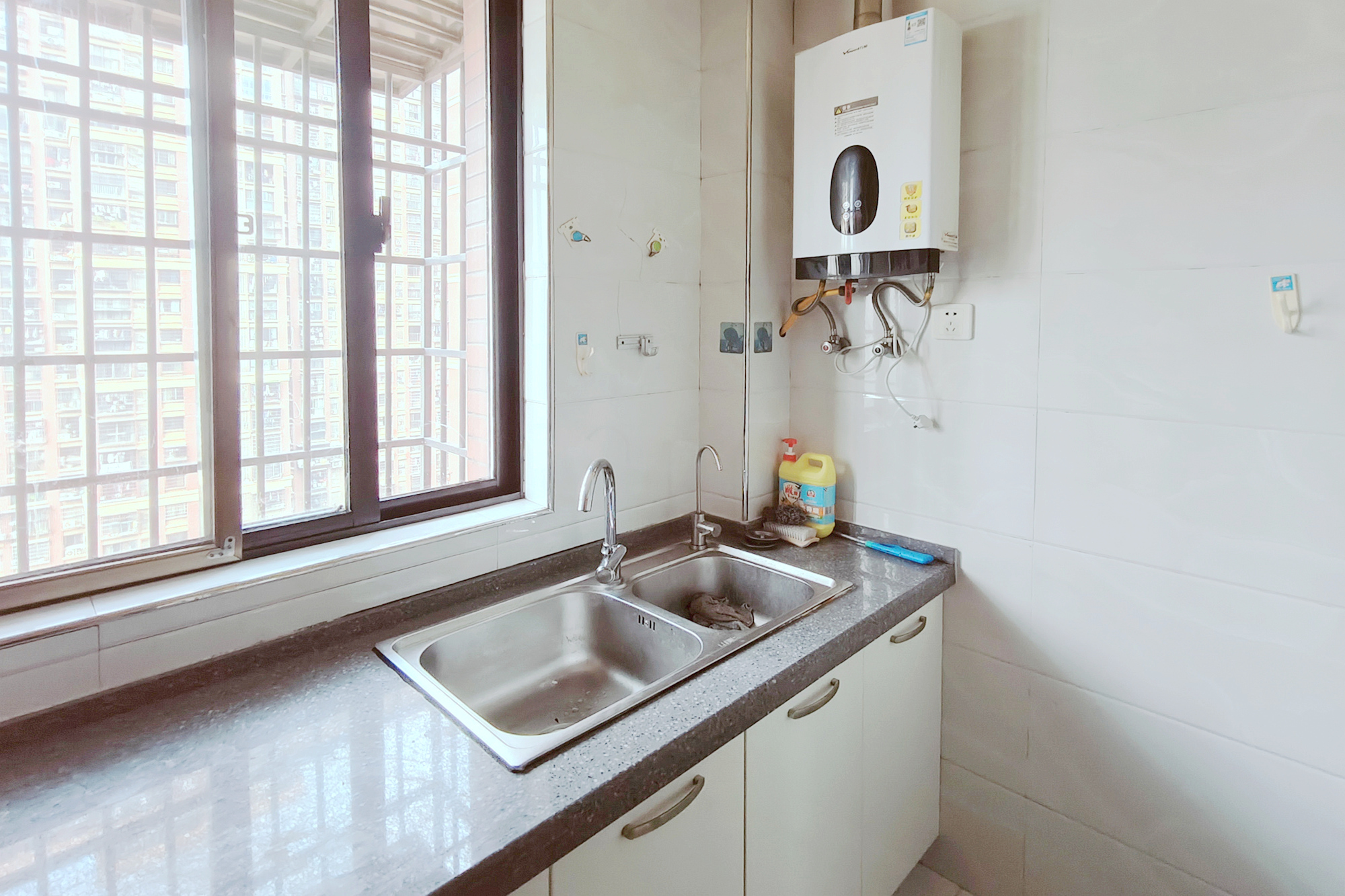 新城国际花都 3室2厅1卫 51.0万 新城国际花都 3室2厅1卫 51.0万厨房