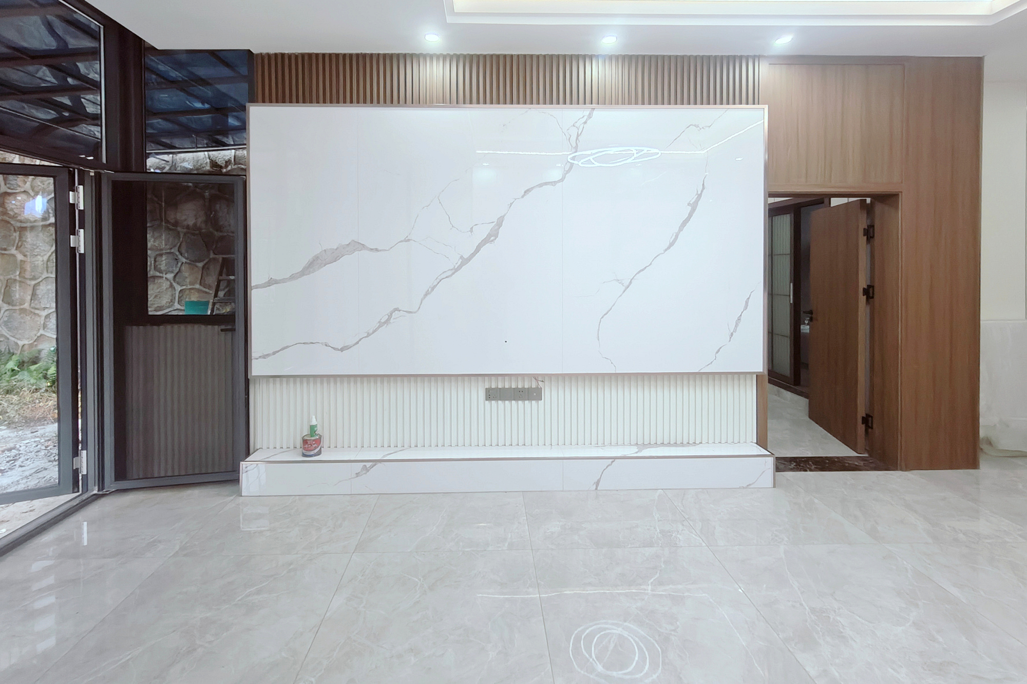 澳海月亮湾  3室2厅1卫    138.0万客厅