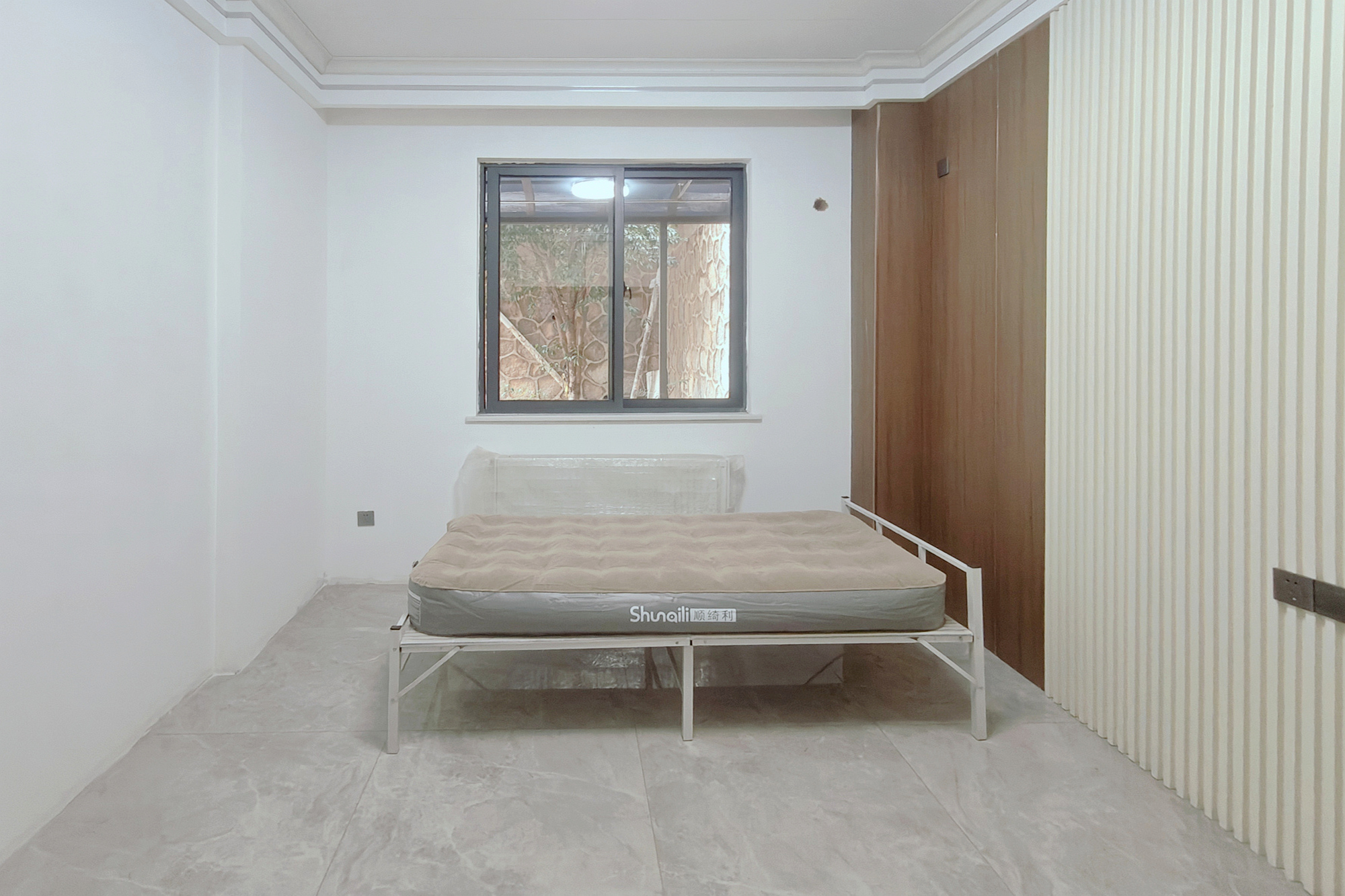 澳海月亮湾 3室2厅1卫 138.0万 澳海月亮湾 3室2厅1卫 138.0万卧室