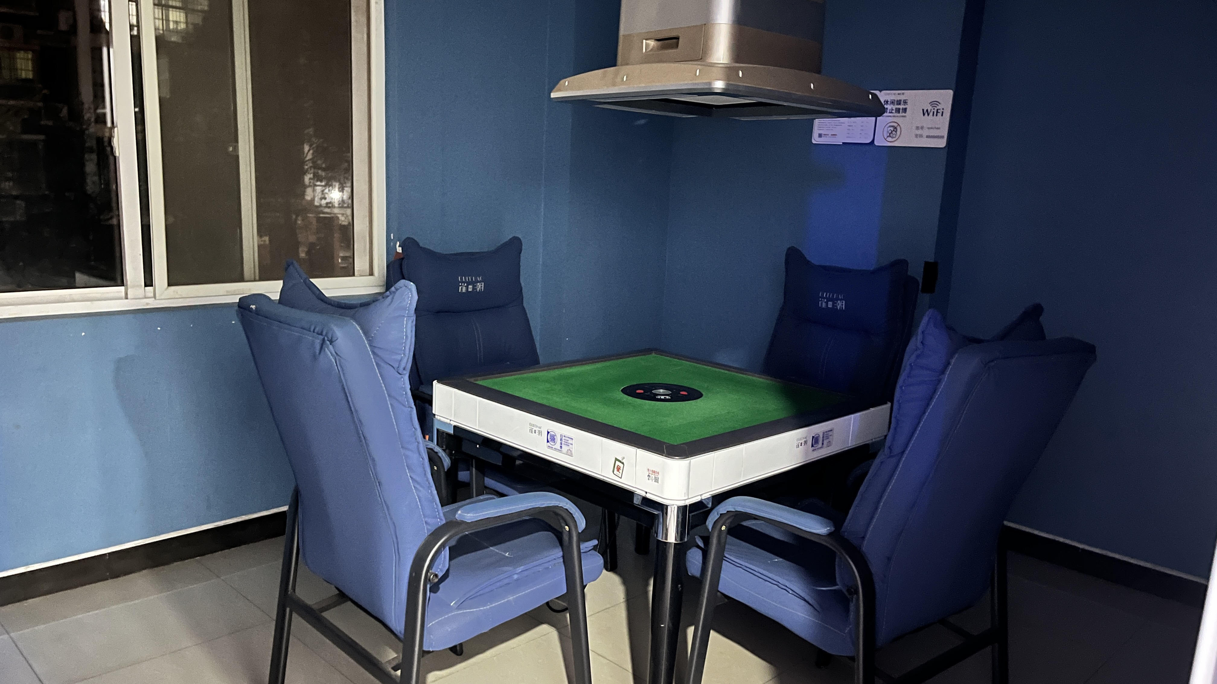 理工大学职工单位房青年汇  10室2厅2卫    5000.0元/月 理工大学职工单位房青年汇  10室2厅2卫    5000.0元/月