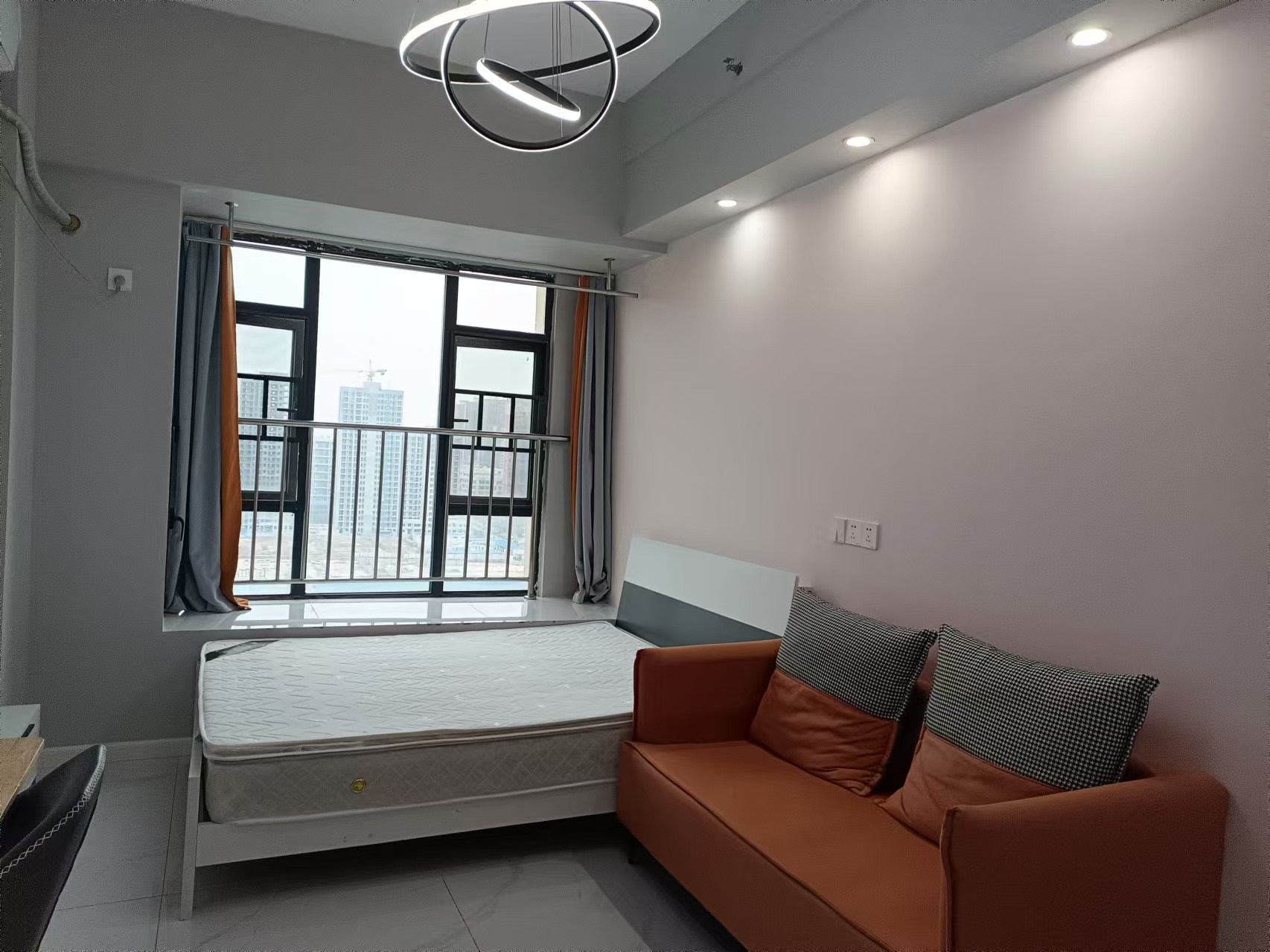 阿舍南2号(花之林大厦) 1室0厅0卫 1000.0元/月 阿舍南2号(花之林大厦) 1室0厅0卫 1000.0元/月室内图