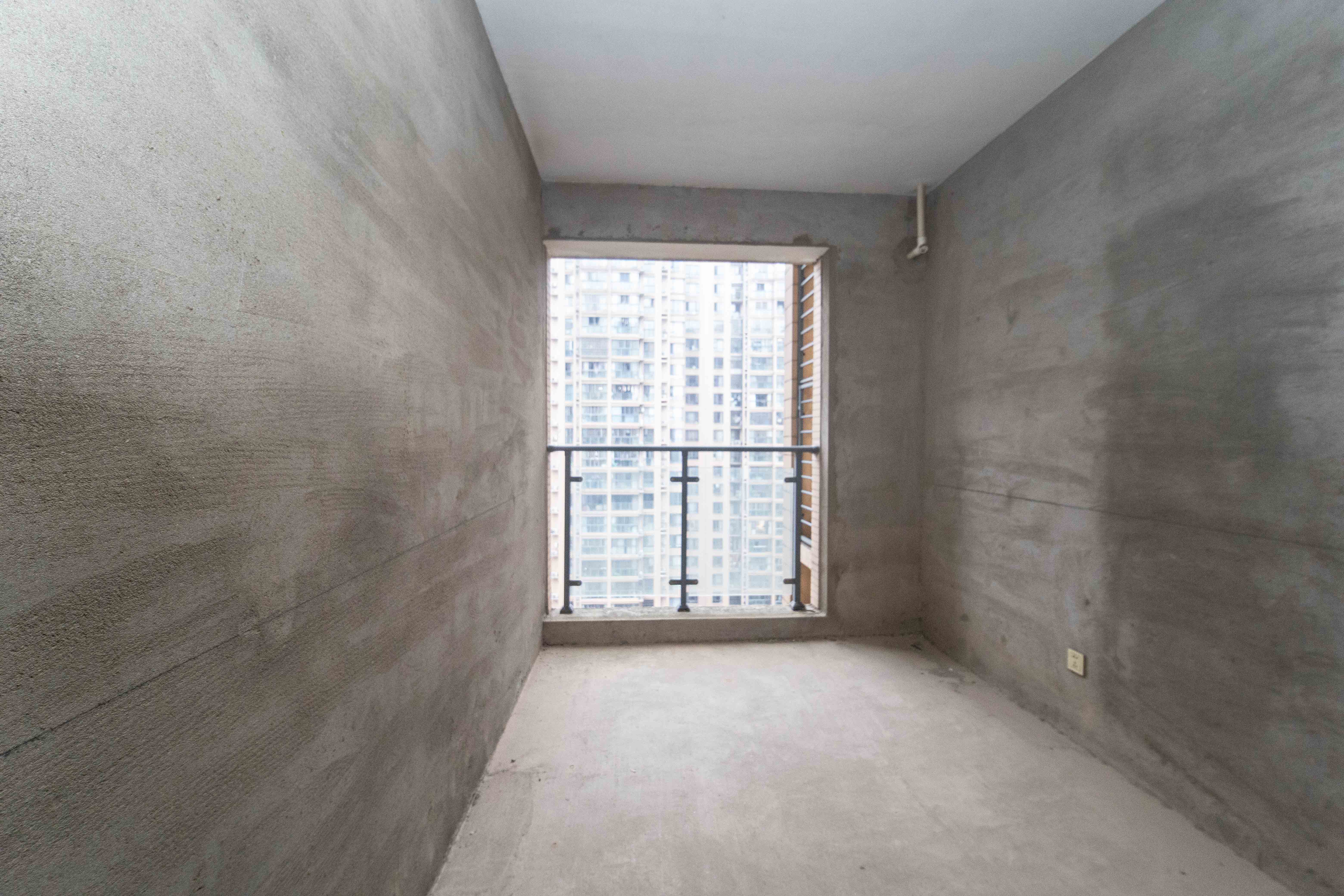 江河双水湾 4室2厅2卫 114.8万 江河双水湾 4室2厅2卫 114.8万卧室