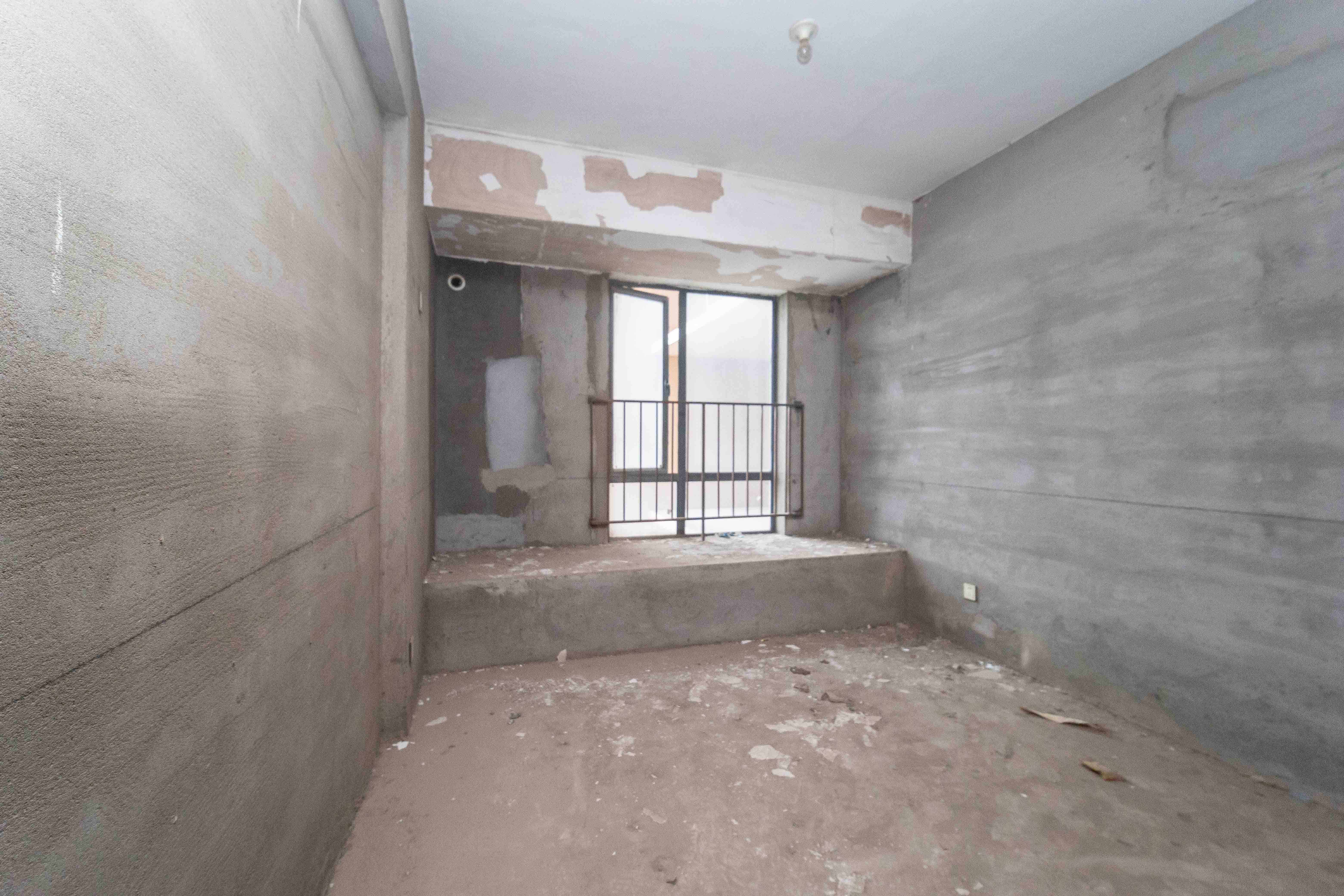 江河双水湾 4室2厅2卫 114.8万 江河双水湾 4室2厅2卫 114.8万卧室