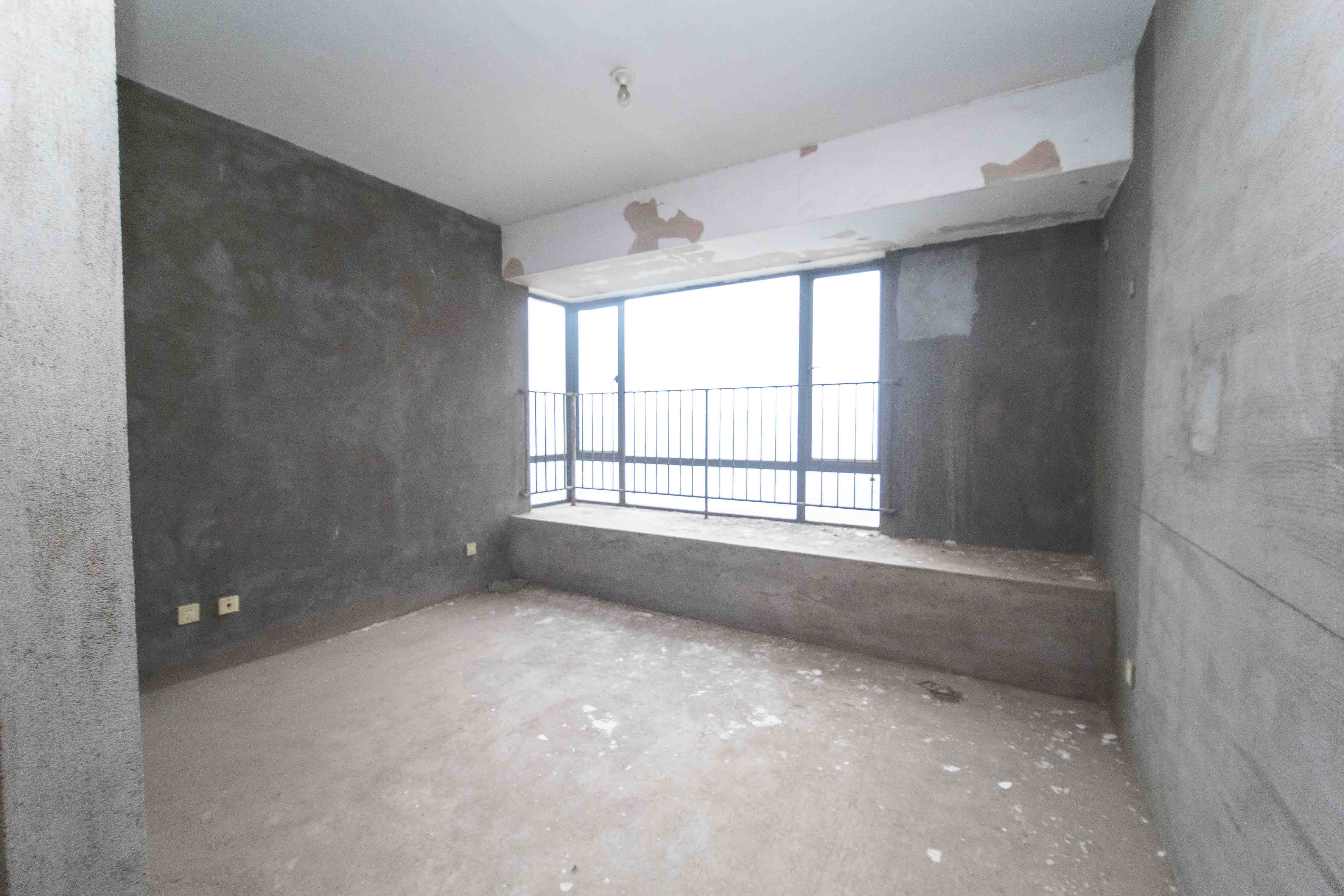 江河双水湾 4室2厅2卫 114.8万 江河双水湾 4室2厅2卫 114.8万卧室