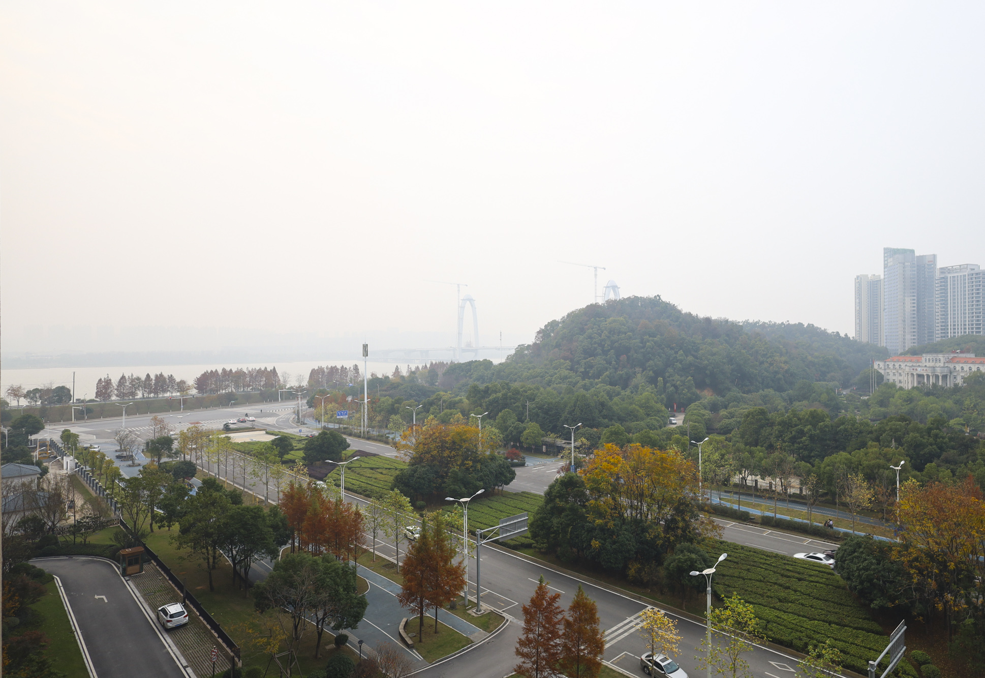 中欣楚天御府  4室2厅2卫   300.00万其他