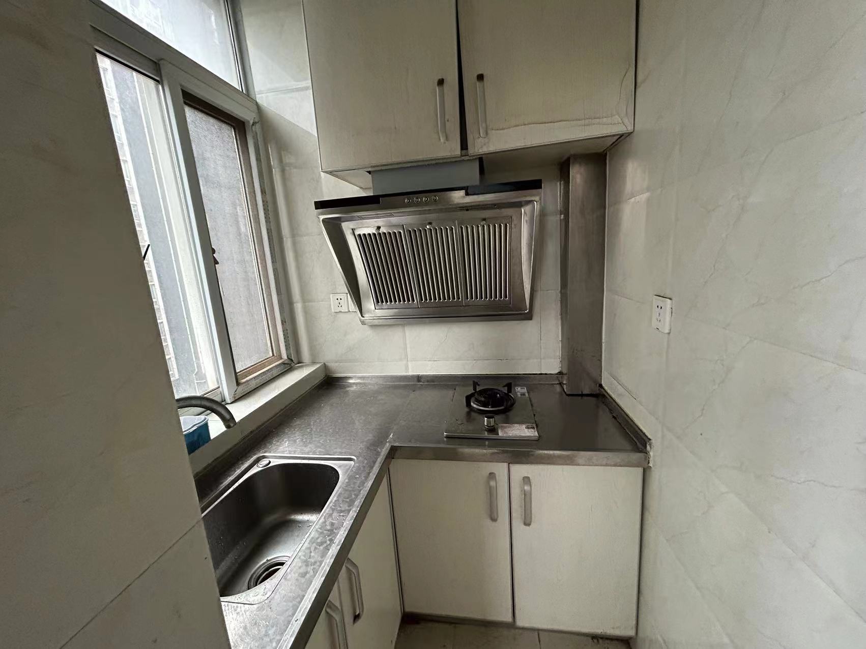 蓝筹公寓1栋 1室1厅1卫 1100.0元/月 蓝筹公寓1栋 1室1厅1卫 1100.0元/月室内图